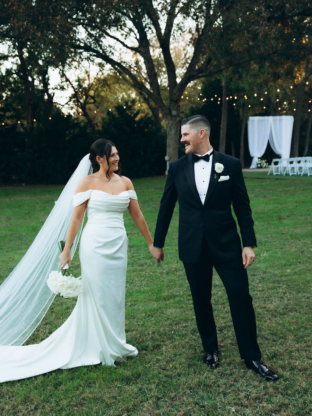 So many romantic details from this wedding 🤍🕯️

Photography @maclinphotoandfilm 
Florals @hautepoppiesfloral 
linens @Iflrentals
Planner @emeraldandivyweddings 
Catering @fivestareventservices 
HAMU @roseandsagehairandmakeup
Cake @butterflycakery 
