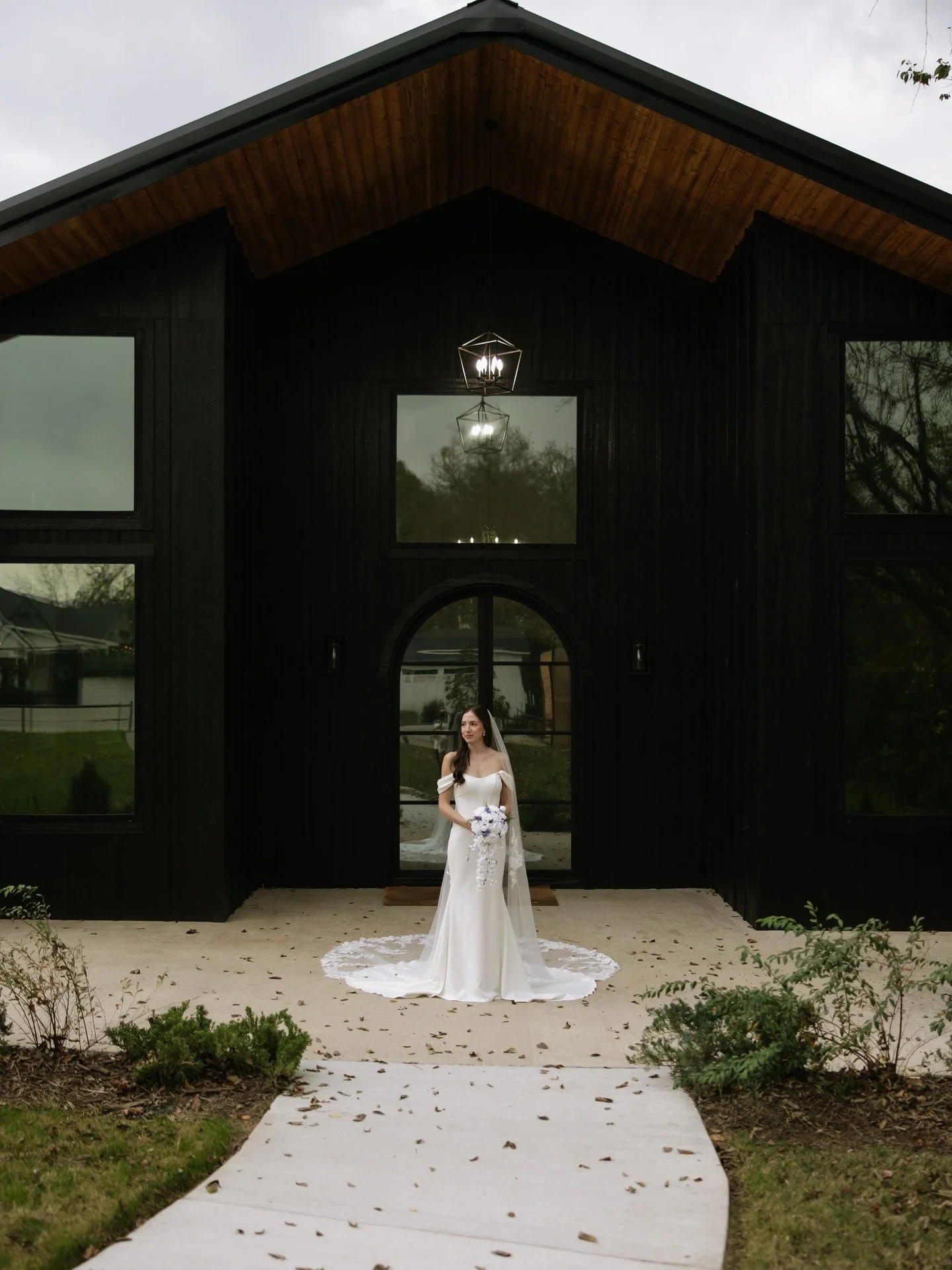 Beautiful bridals at The RoseMary 🤍

Photography @jena.leighphoto 

#texaswedding #texasweddings #bridal #bridesofnorthtx #northtexasweddingvenue