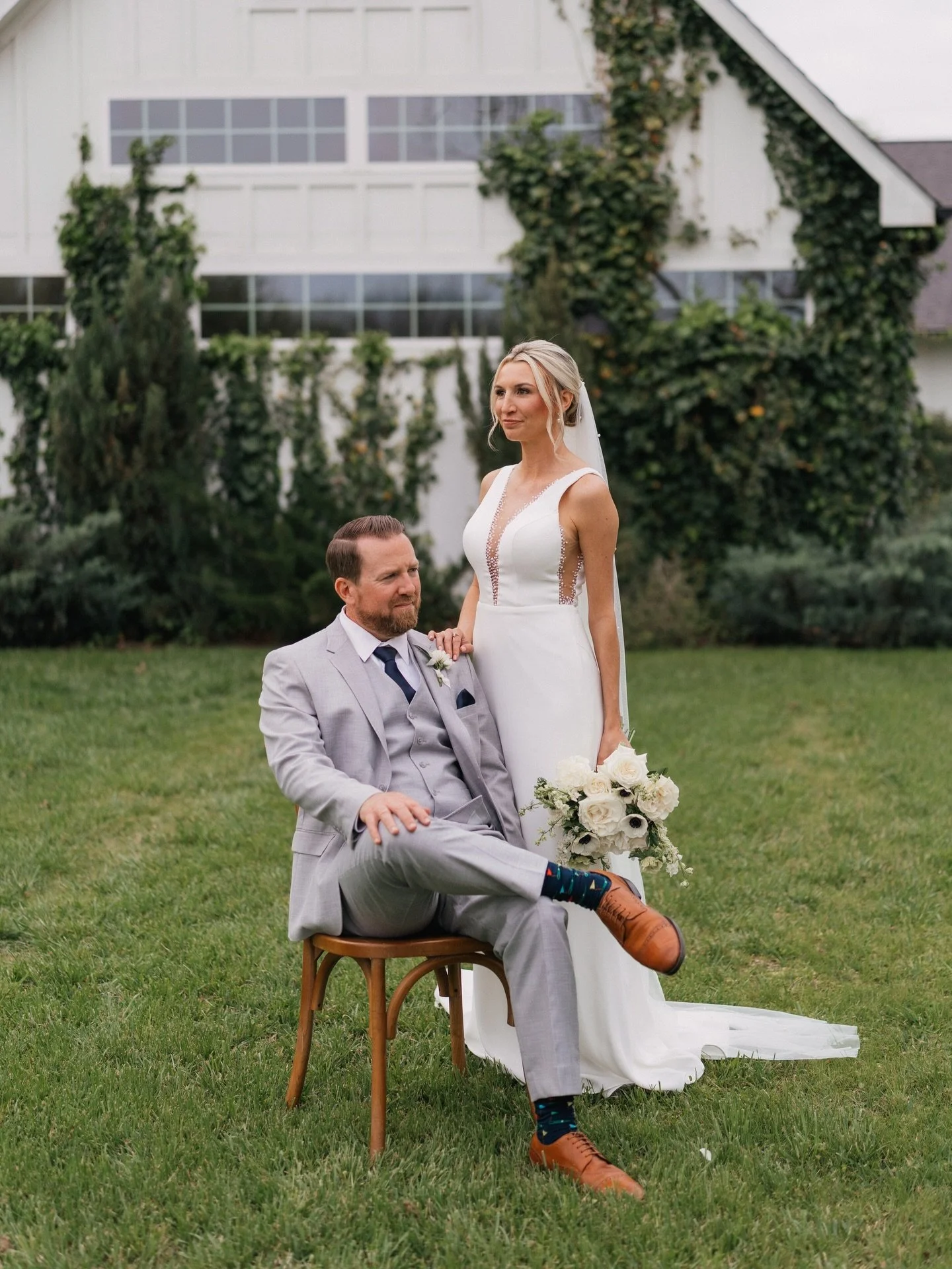 We loved all the details from this stunning wedding 🤍

Photography @cactusandcoastphotography
Planning @emeraldandivyweddings
Florist @hautepoppiesfloral
HAMU @roseandsagehairandmakeup
Catering @fivestareventservices
Bartending @hdliquidcater 
Cake 