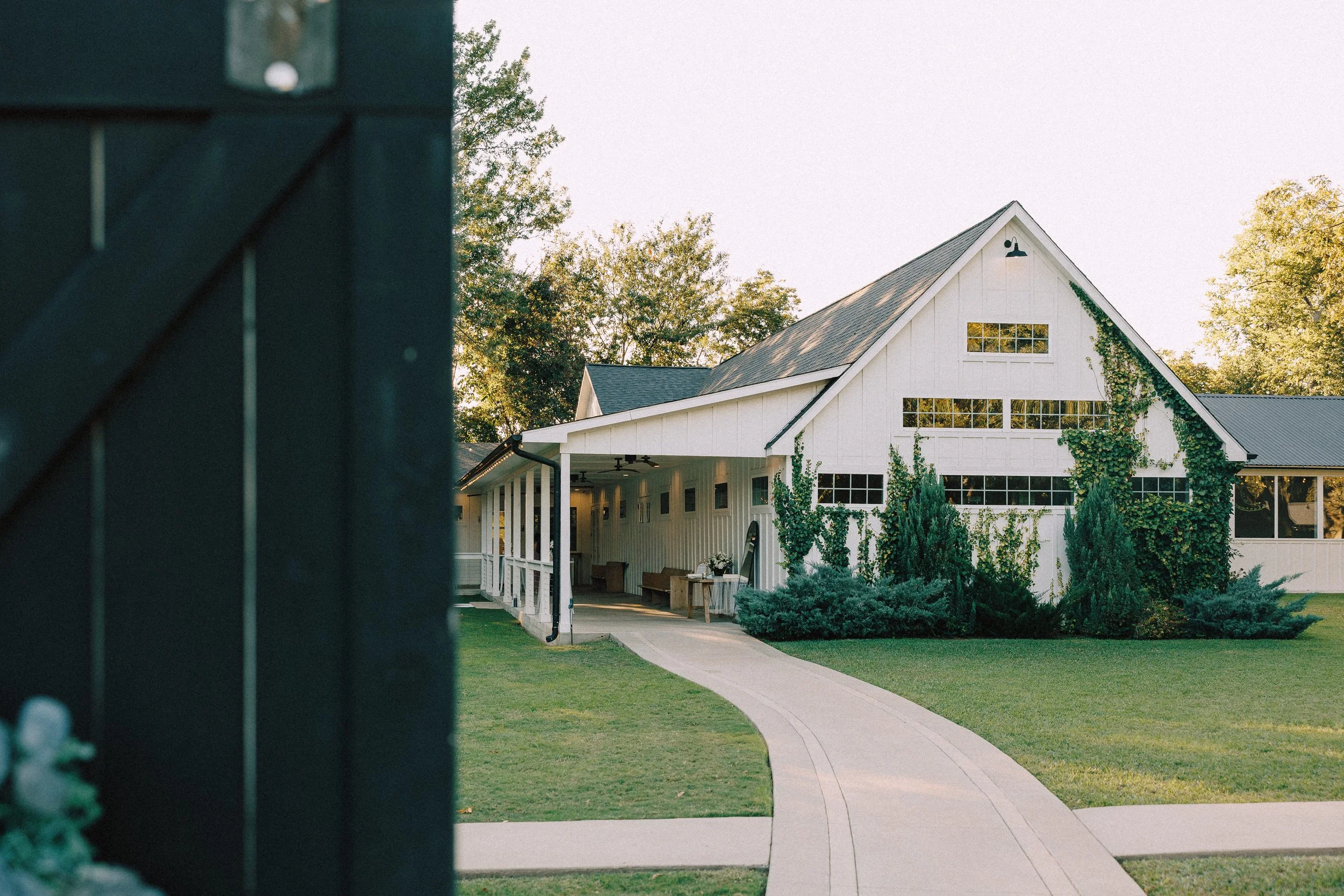 Hannah&TristenWedding_Details-248.jpg