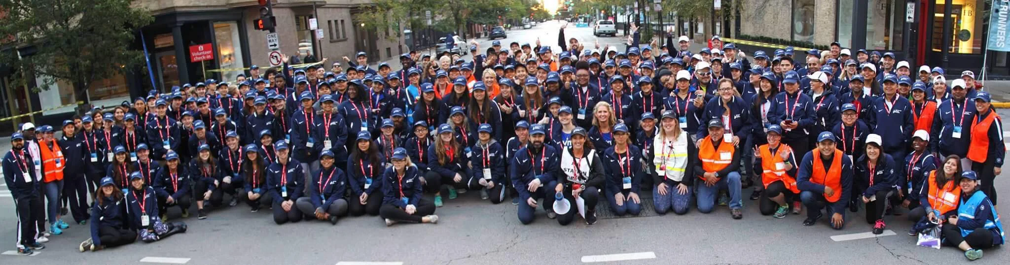 Aid Station 09 Volunteers - 2021 Bank of America Chicago Marathon