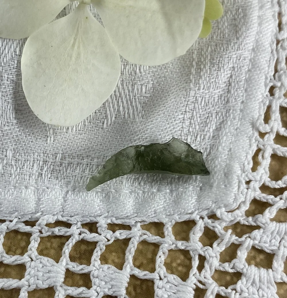 Moldavite £12 x 1 Tucson6.JPG