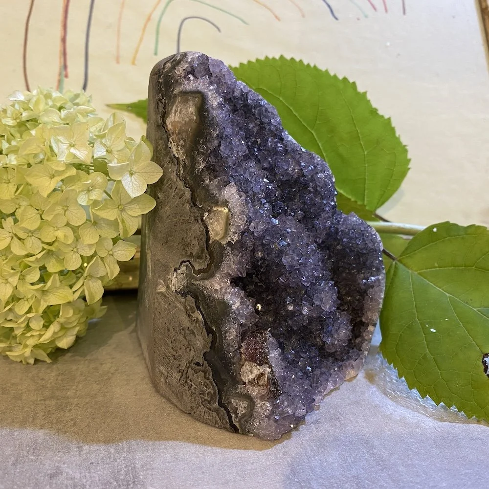 Amethyst clusters 4 5 62.jpg