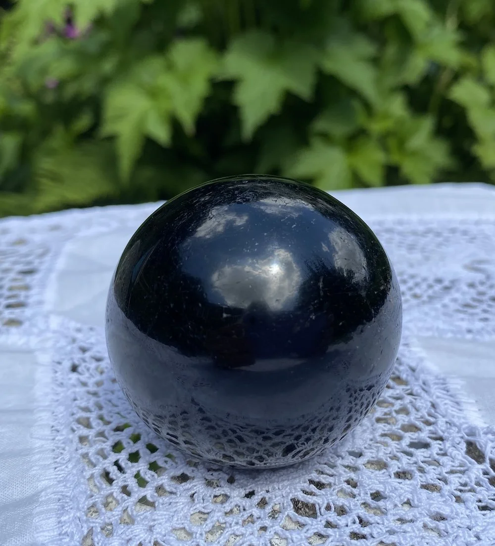 Black T sphere1.JPG
