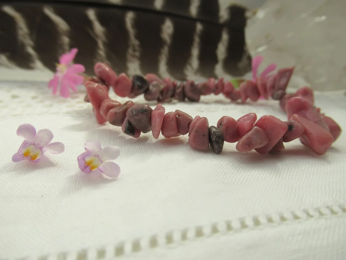 rhodonite-gemchip-bracelet (2).JPG