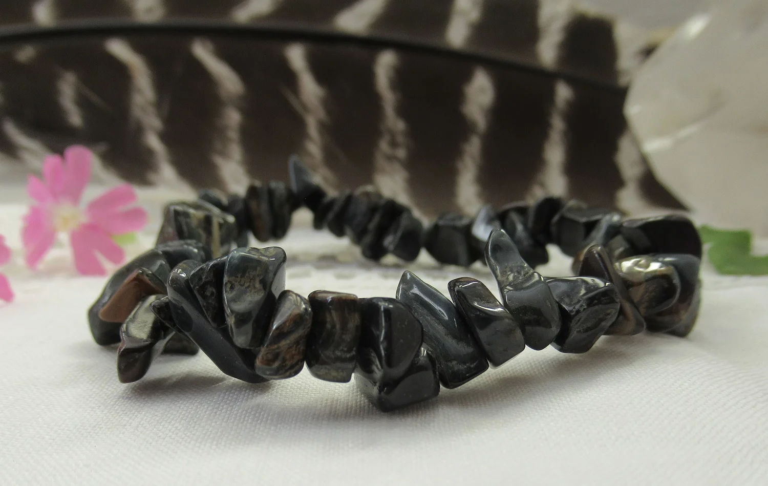 blue-tiger-eye-gemchip-bracelet (2).JPG