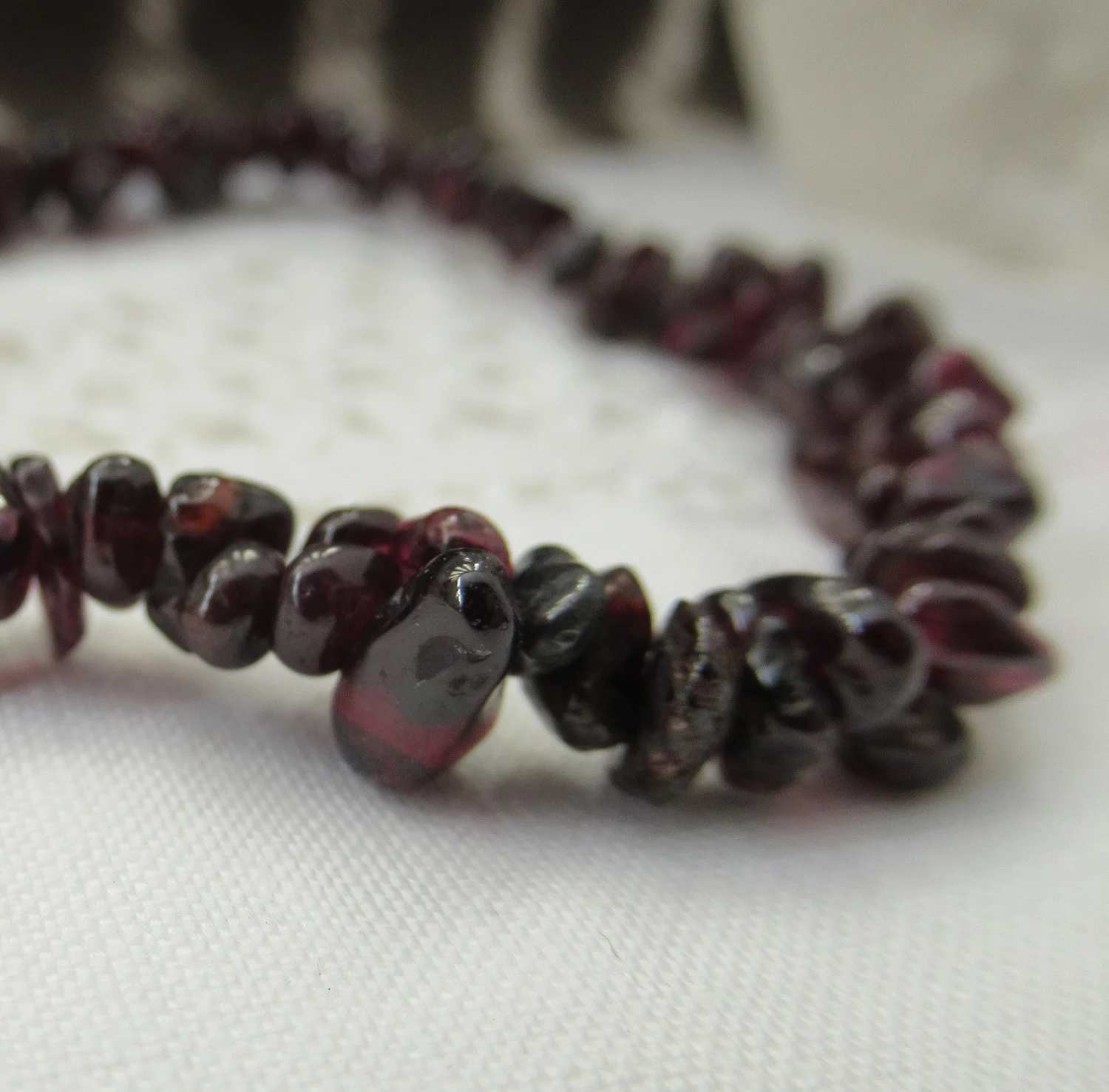 garnet-gemchip-bracelet (2).JPG