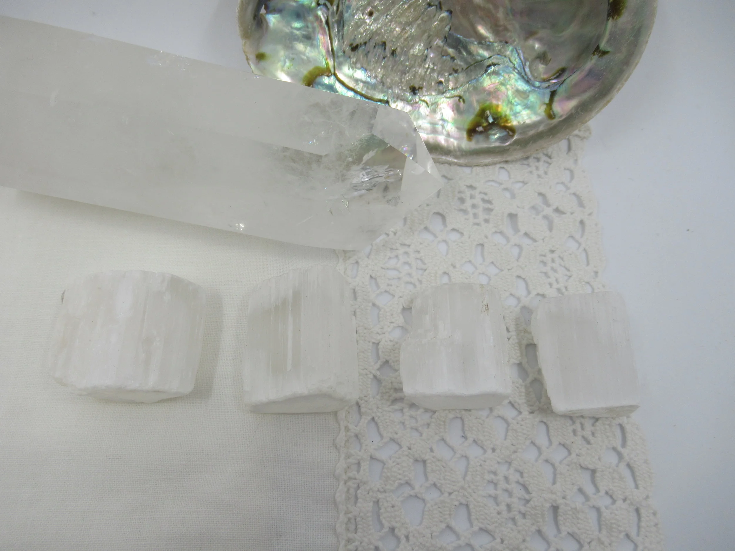 Selenite/Satin Spar chunks