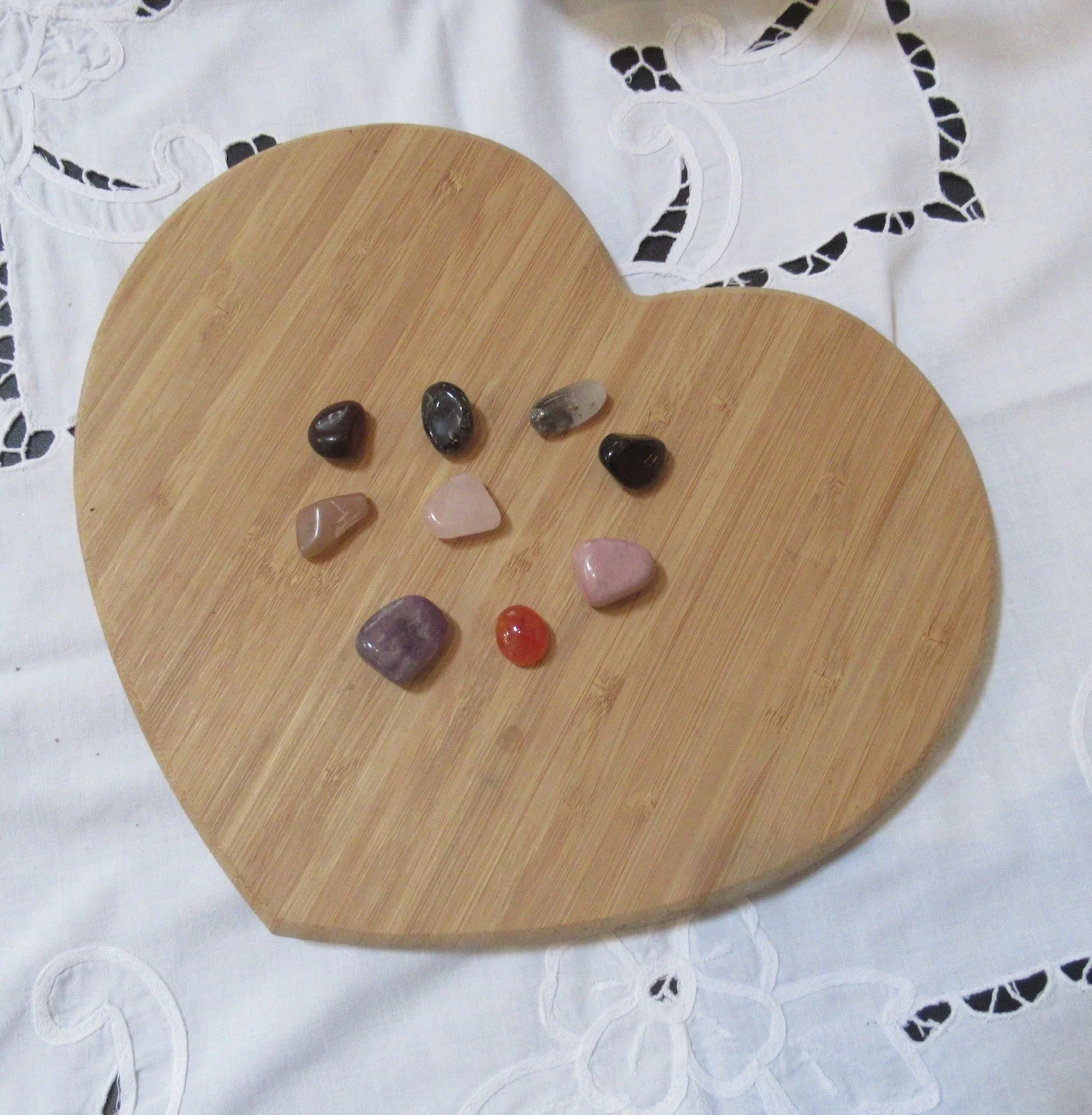 Sue Webshop_Pictures_Tumblestones 100g 50g Mix4.JPG