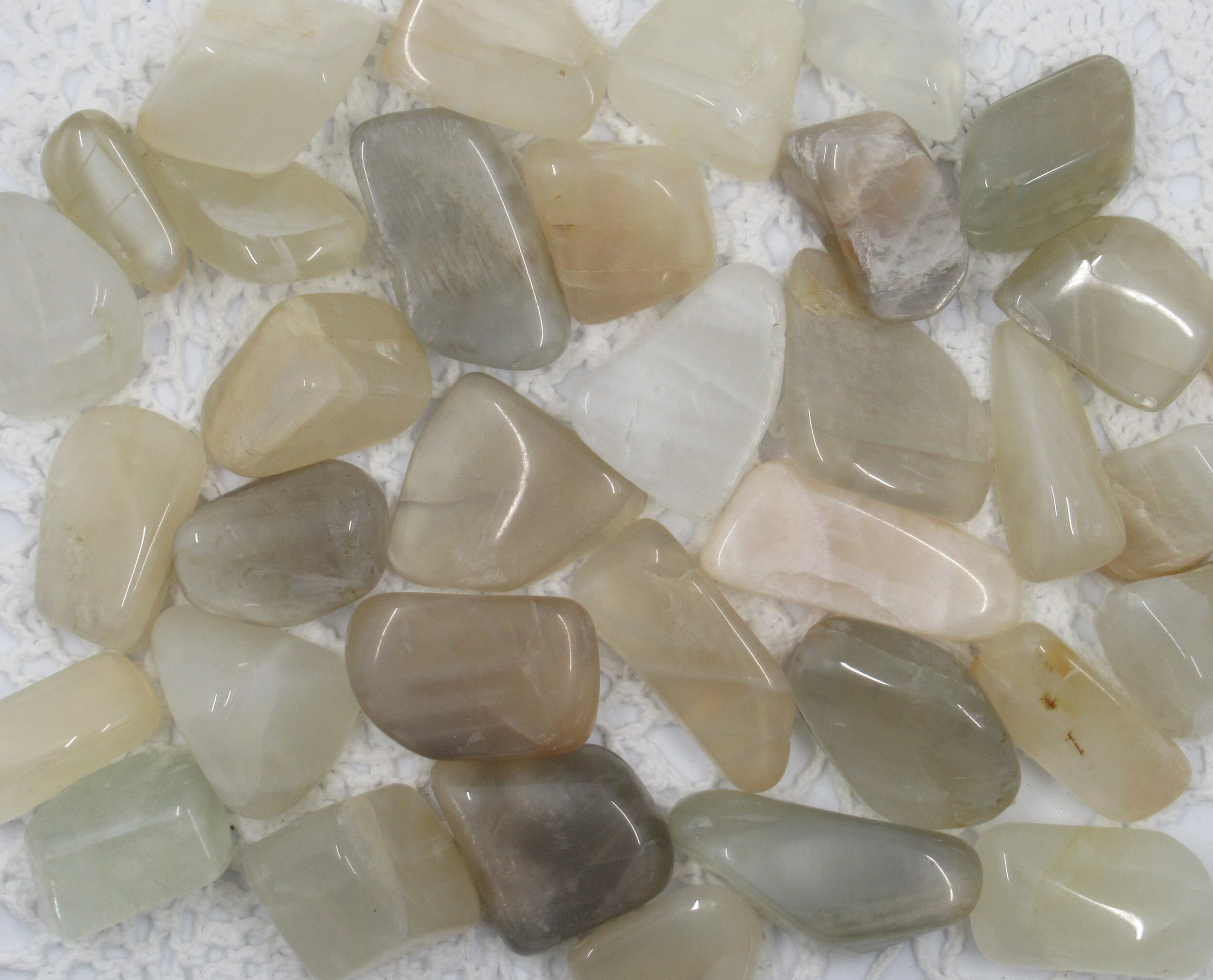 Webshop_Tumblestones_Moonstone1.JPG