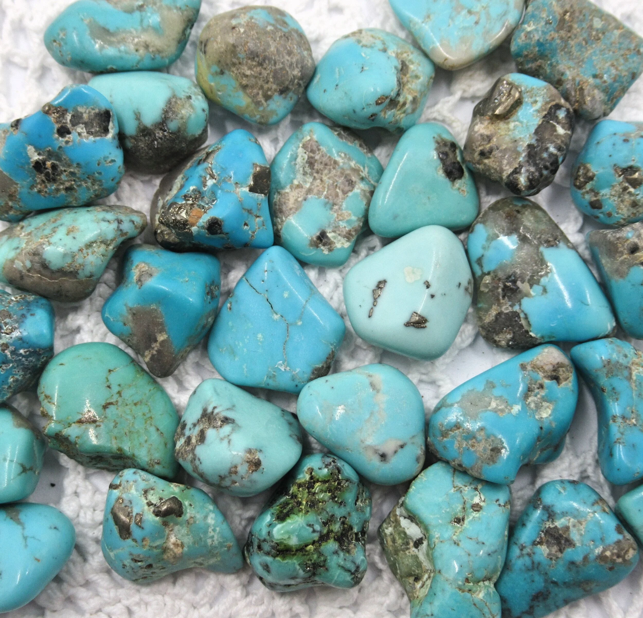 Webshop_Tumblestones_Turquoise1.jpg