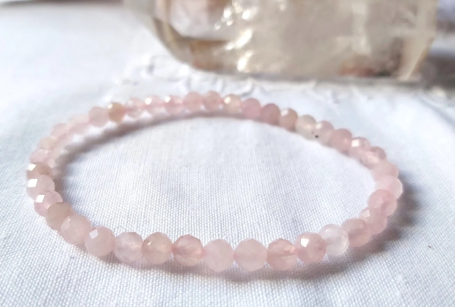 Webshop_Bracelet_Facet_Rose Quartz3.jpg