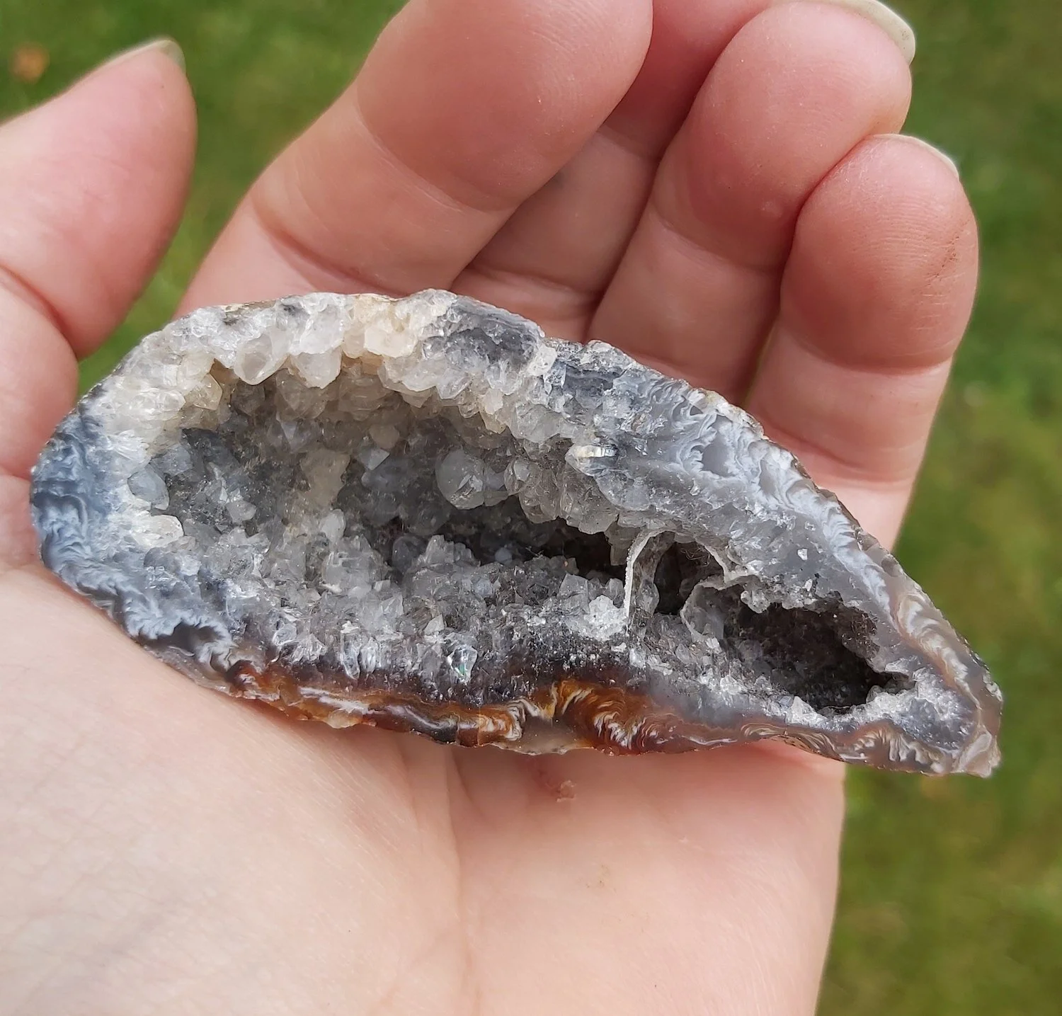 Agate geodes
