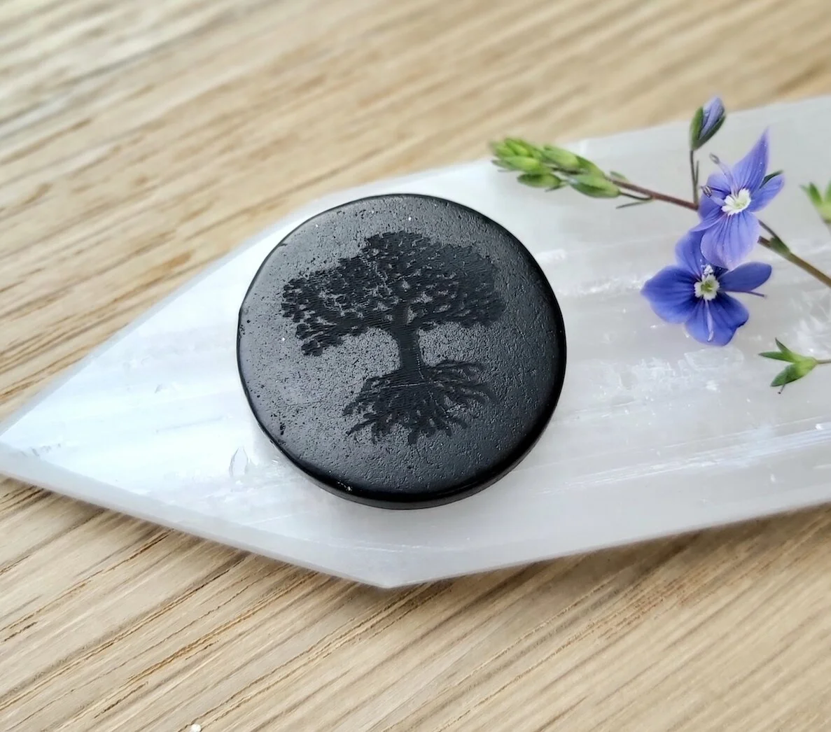 Webshop_Phone Protector_Shungite Tree of Life2.jpg
