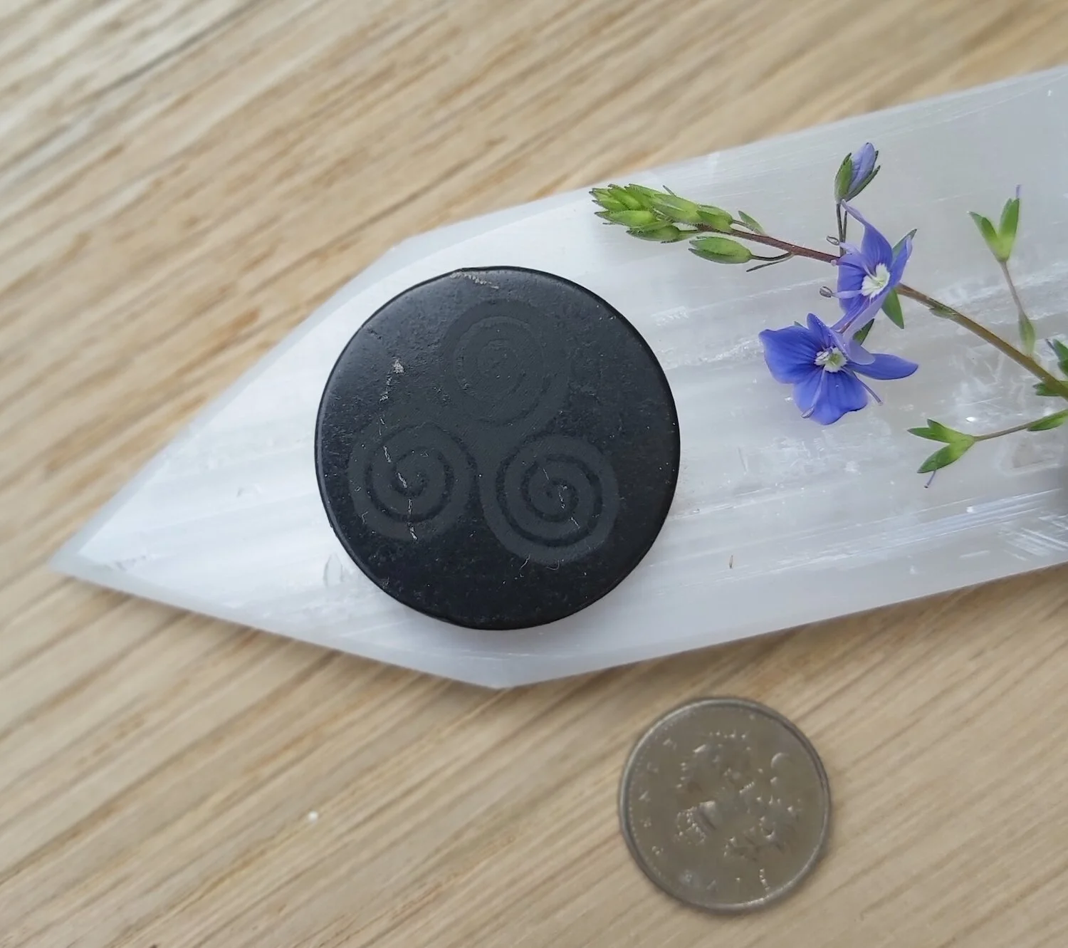 Webshop_Phone Protector_Shungite Triskele1.jpg