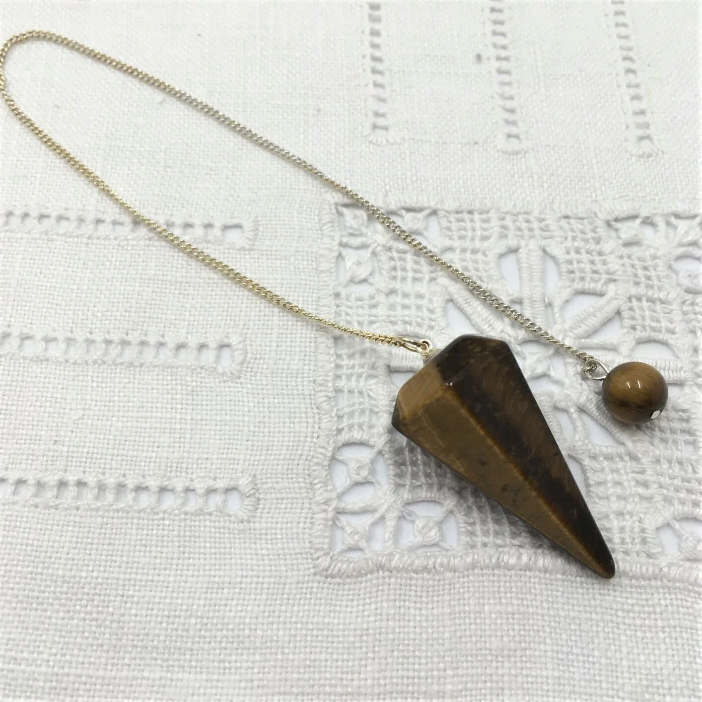 Pendulum Tigers Eye Bead 1.JPG