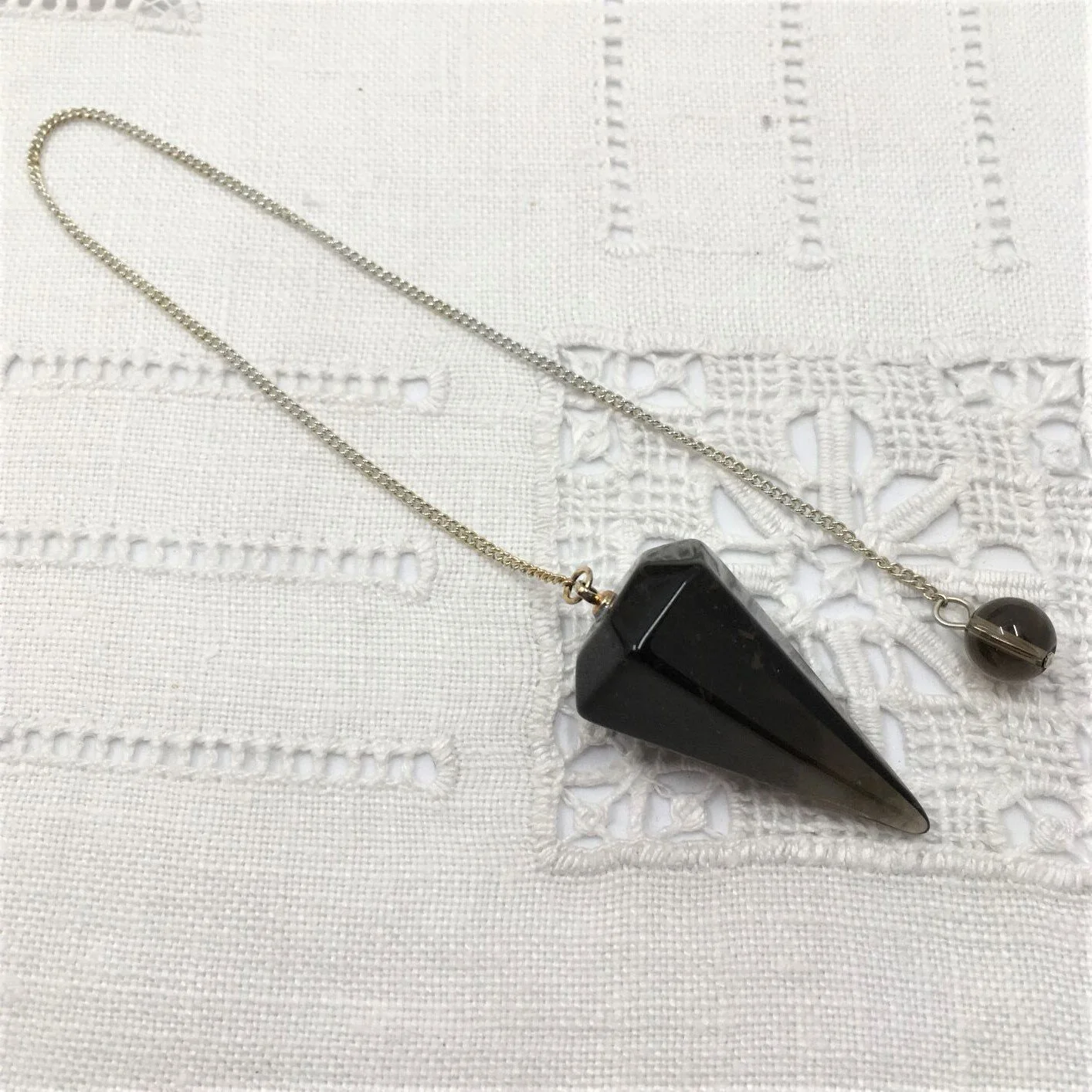 Pendulum Smoky Quartz dark bead 2.JPG