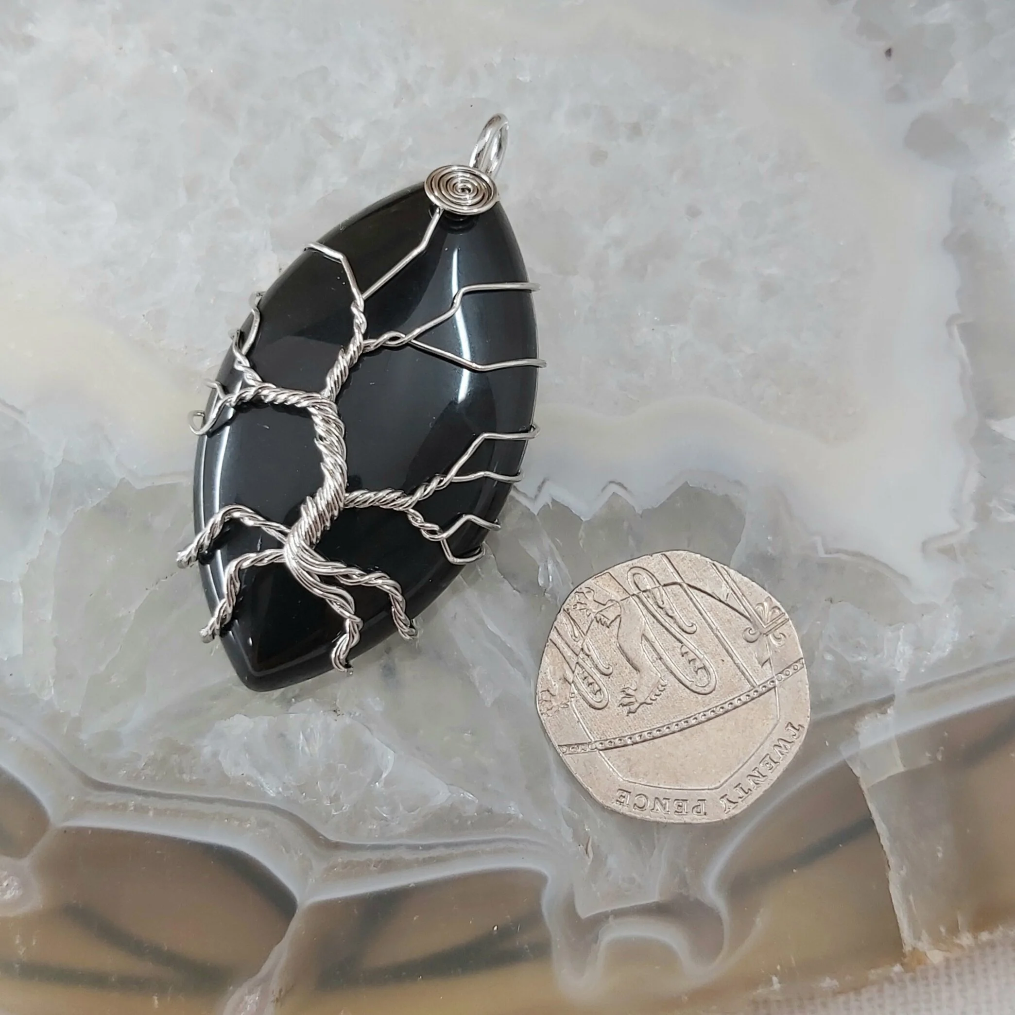Webshop_Pendant_Obsidian Oval2.jpg