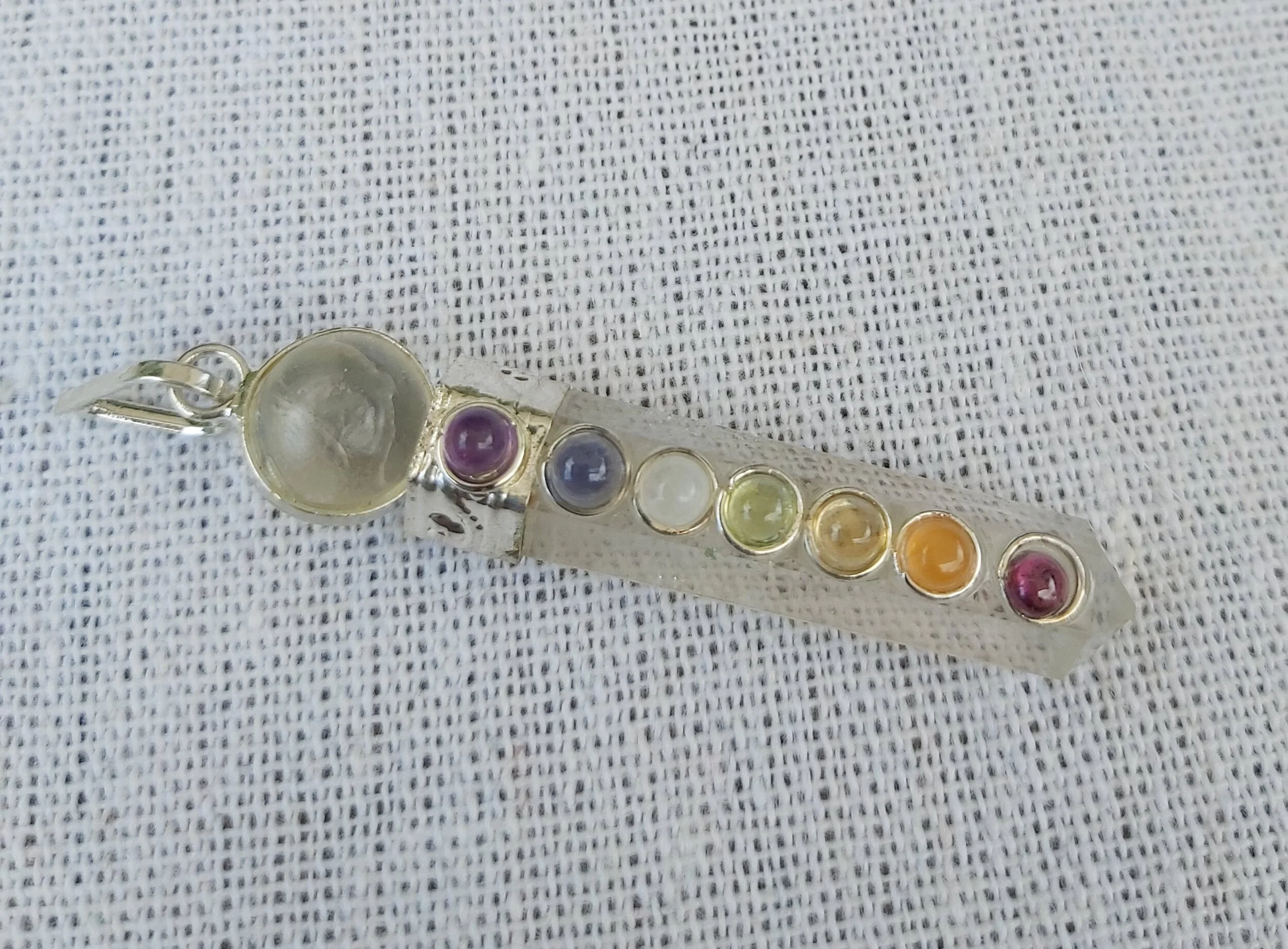 Webshop_Pendant_Quartz Chakra3.jpg