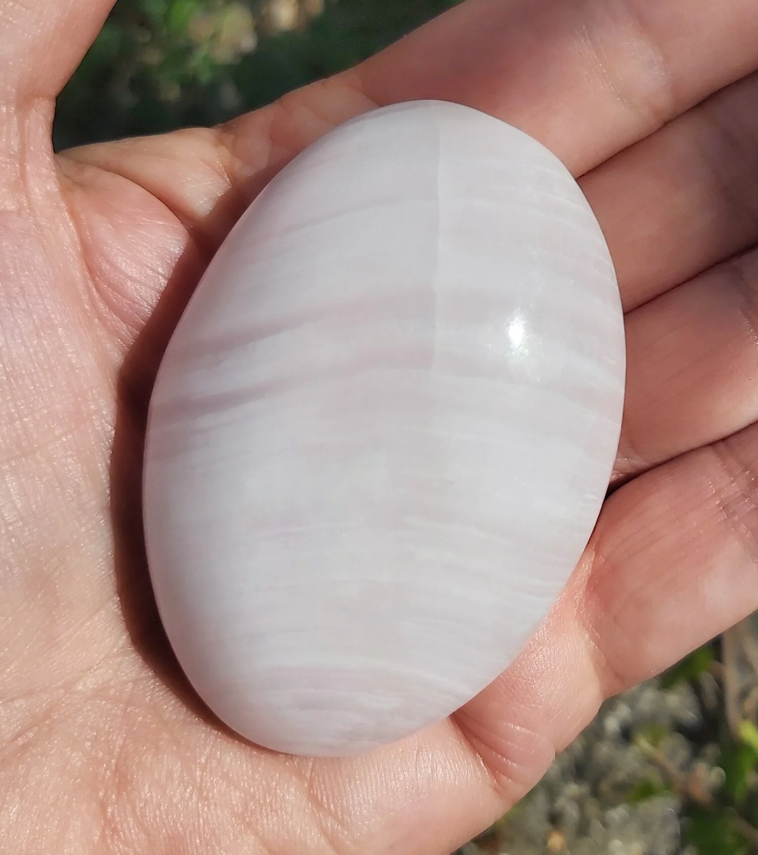 Webshop_Pebble_Manganocalcite5.jpg
