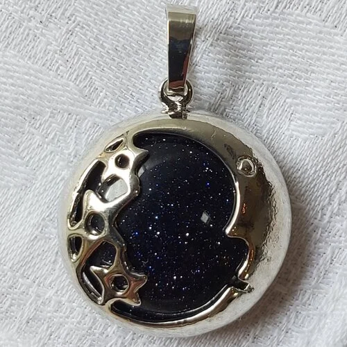 Webshop_Pendant_BlueGoldstoneMoon&Stars2.jpg