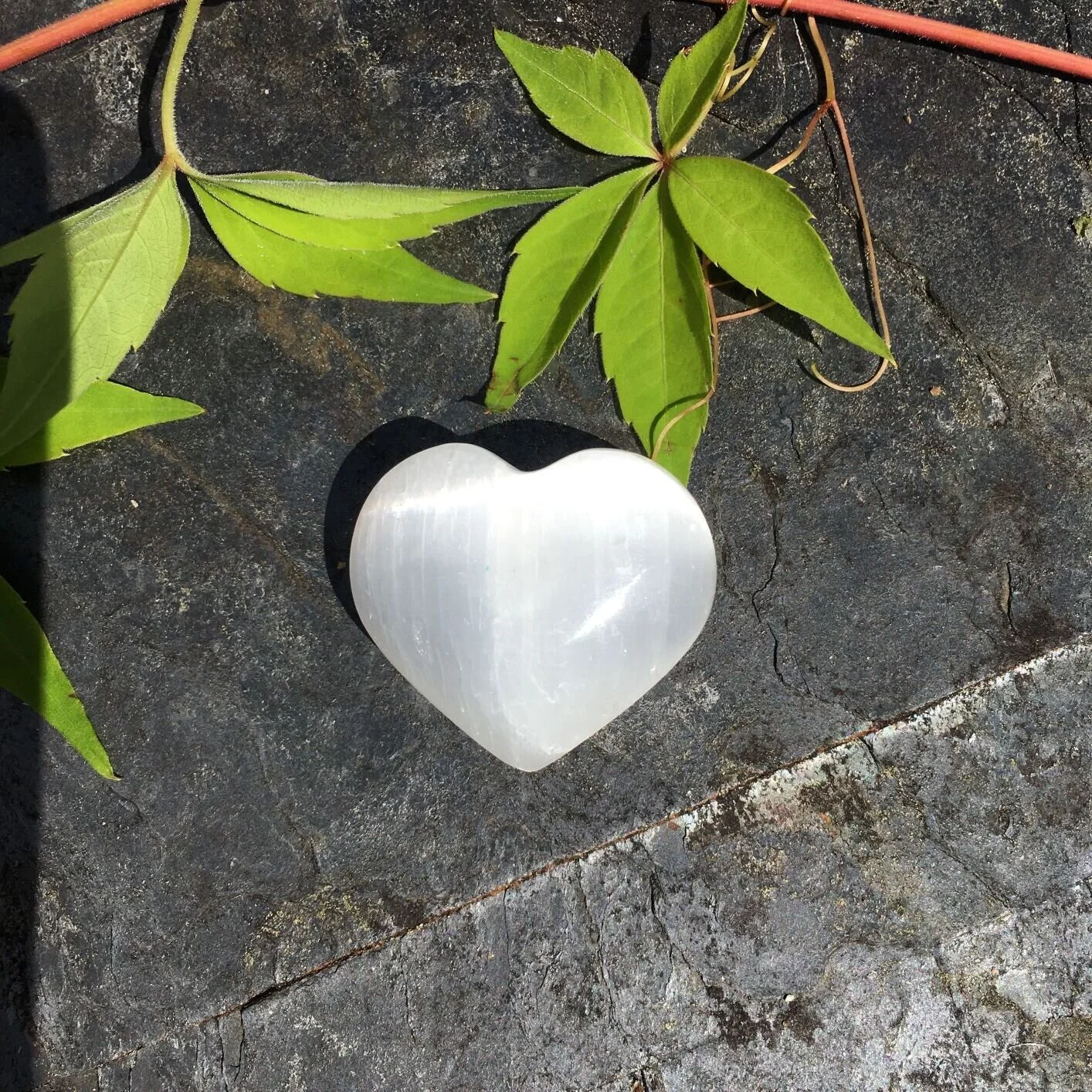 Selenite/Satin Spar Heart 35mm