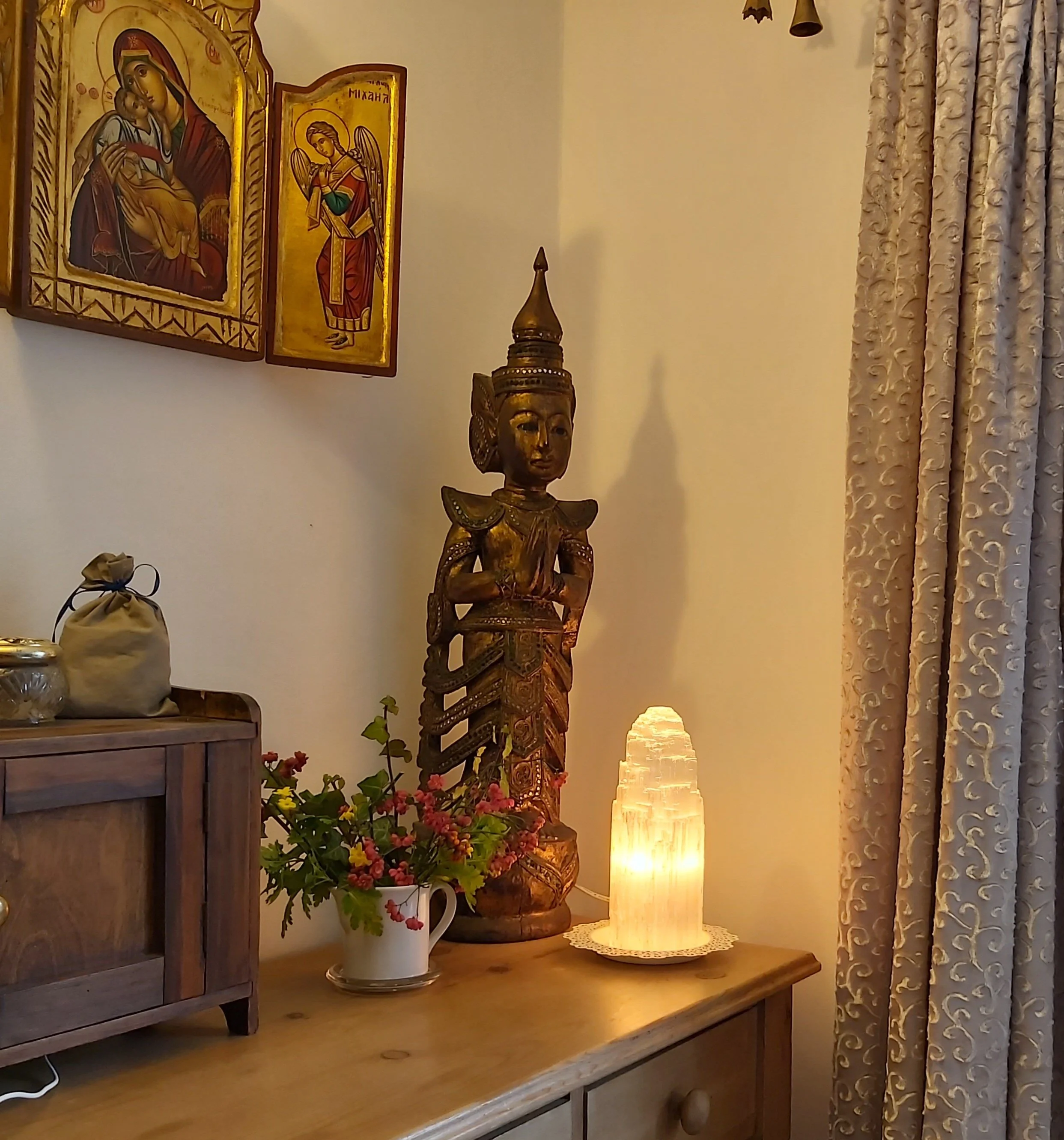 Selenite lamp.jpg