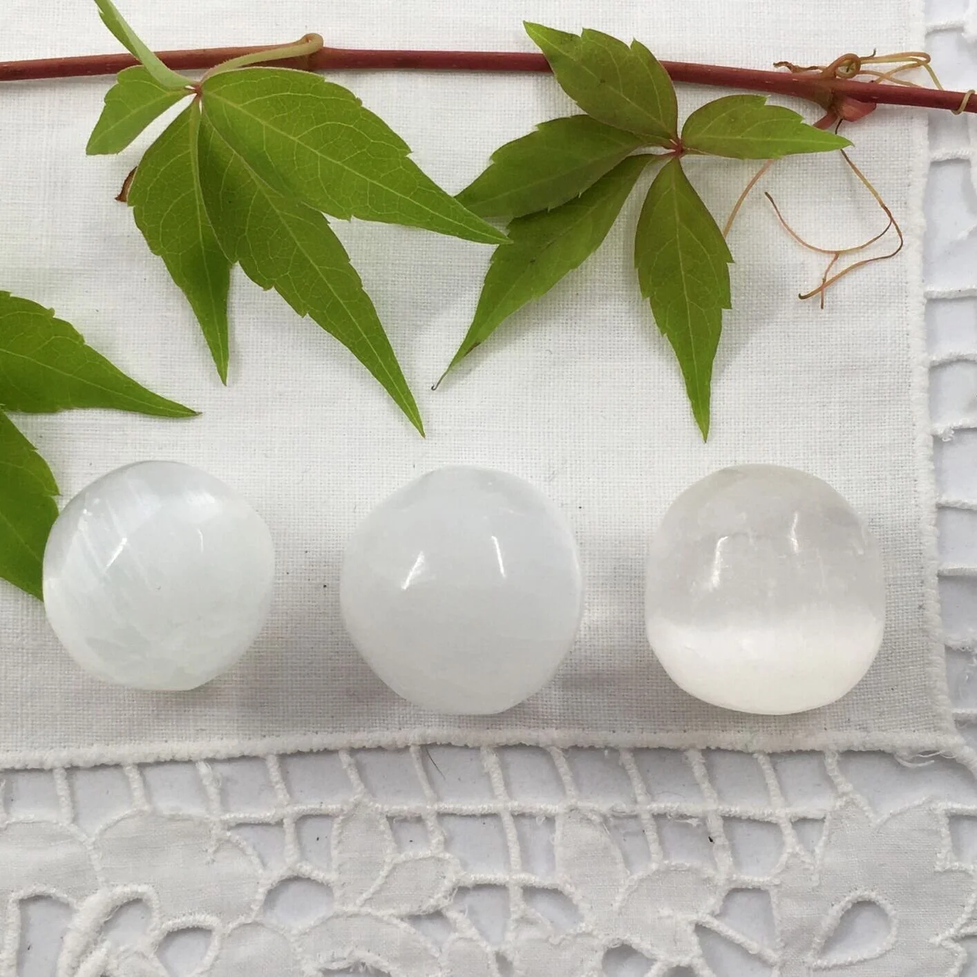 Selenite ball 1.JPG