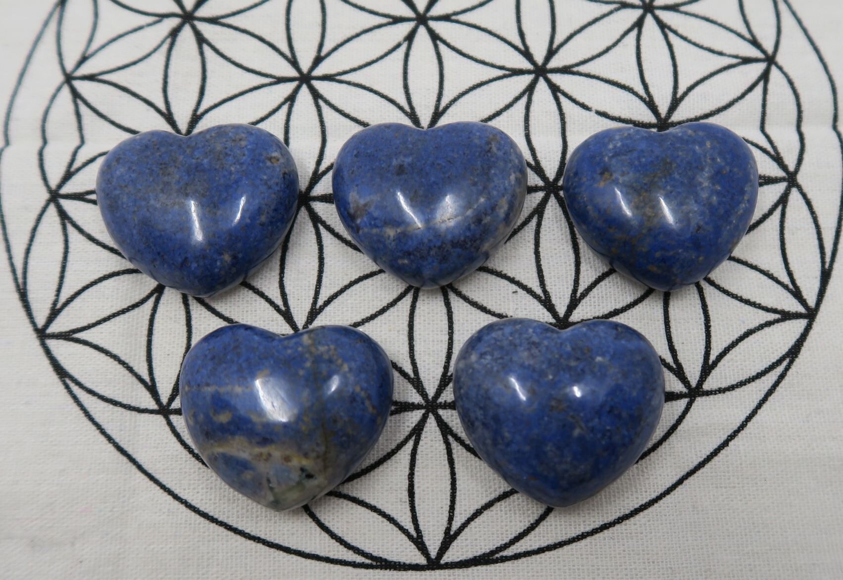 Webshop_Hearts_Dumortierite.JPG
