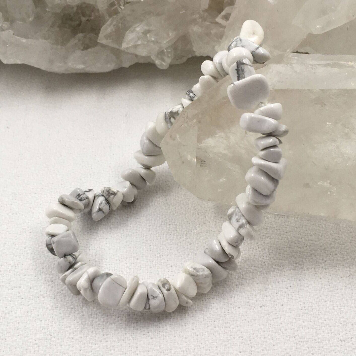 Howlite Gemchip Bracelet