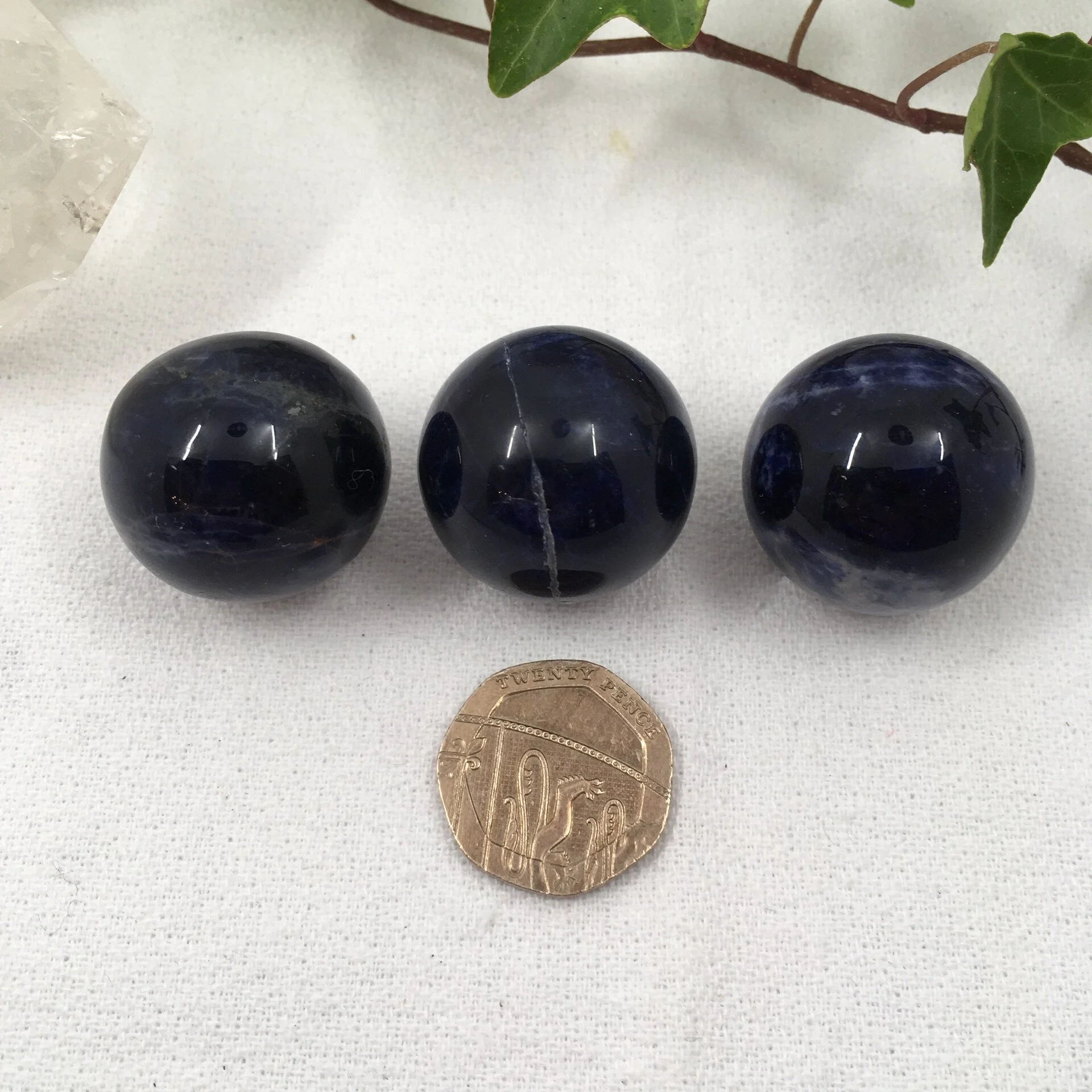 Sodalite 25mm 2.jpeg