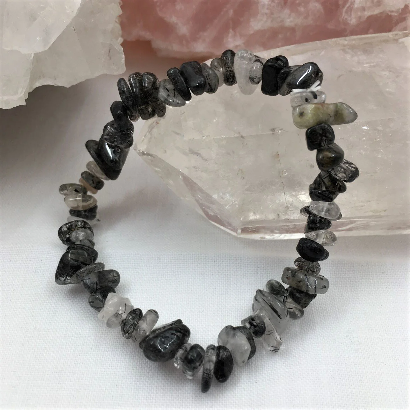 Tourmaline in Quartz Gemchip Bracelet - Dark
