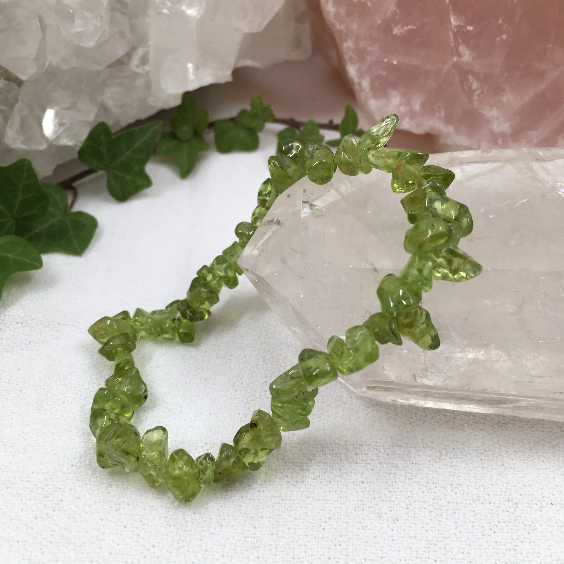 Peridot Gemchip Bracelet