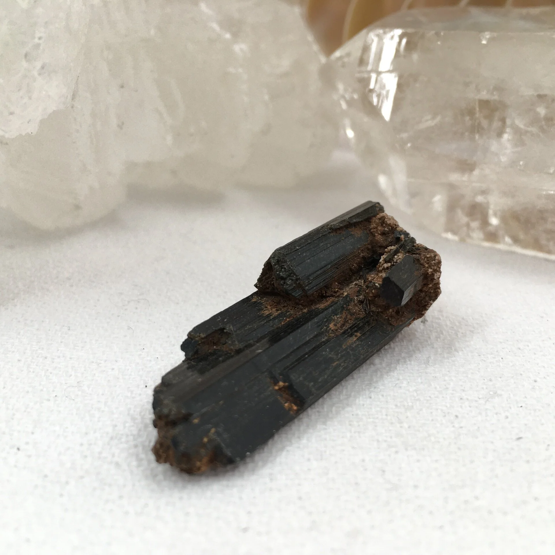 Arfedsonite Raw a.jpeg