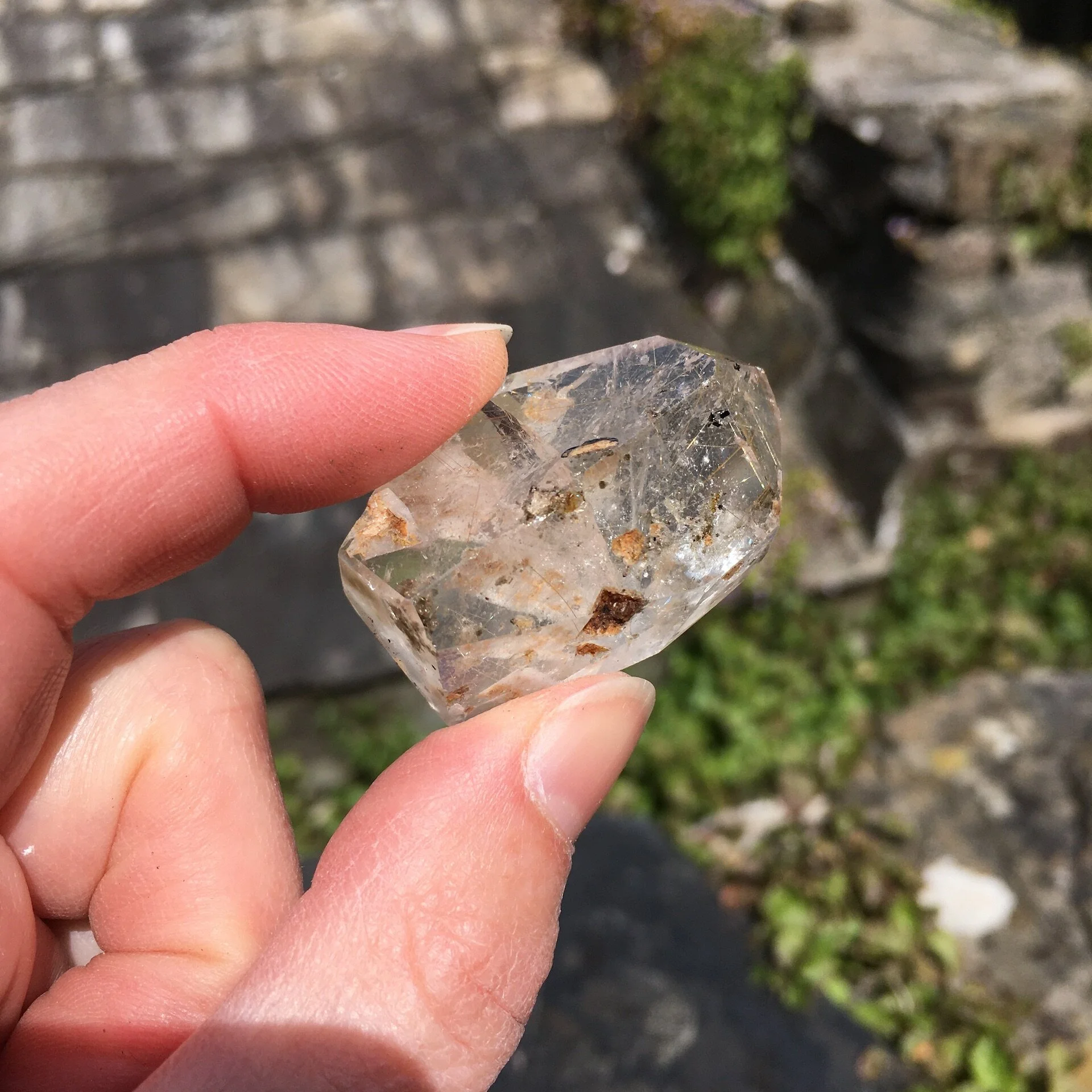 Quartz inclusions cut base 11e.jpeg