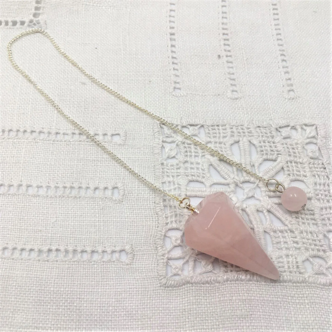 Pendulum Rose Quarz bead 2.JPG