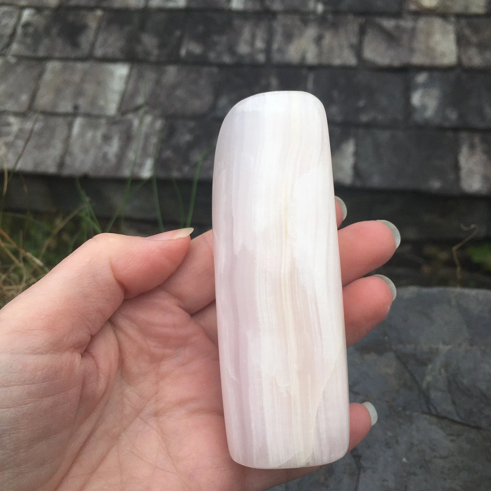 Mangano Calcite freeform 4c.jpeg