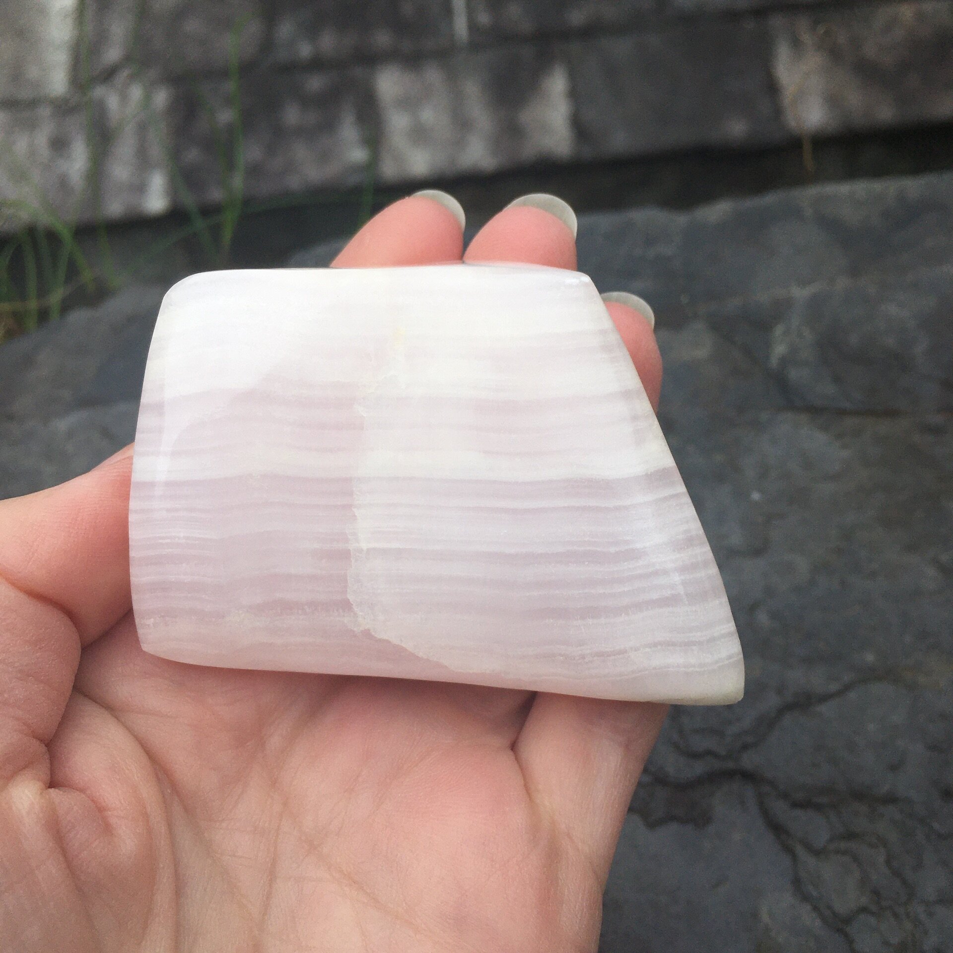 Mangano Calcite freeform 7d.jpeg