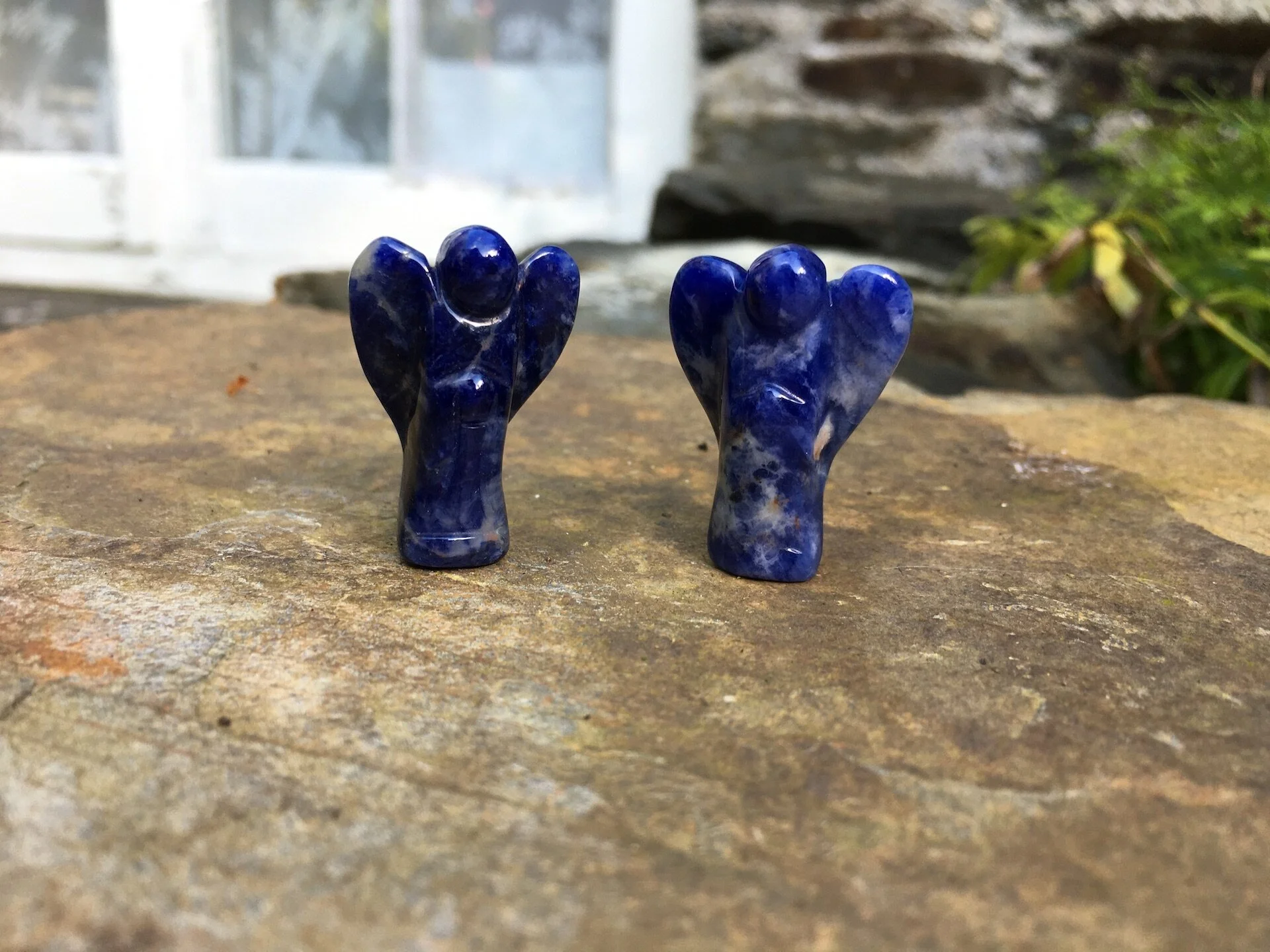 Sodalite Angel 3cm a.jpeg