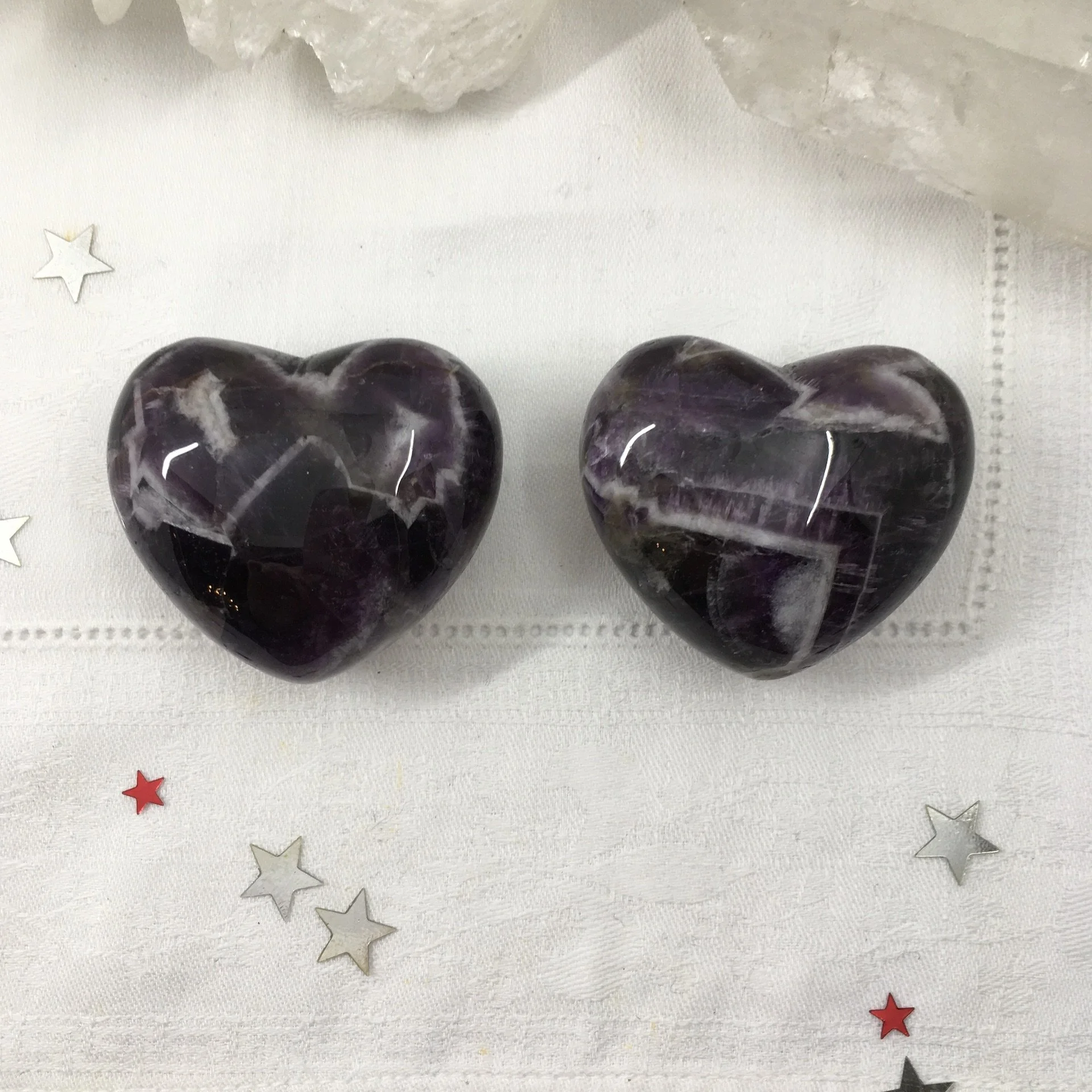 Chevron Amethyst hearts 45mm a.jpeg