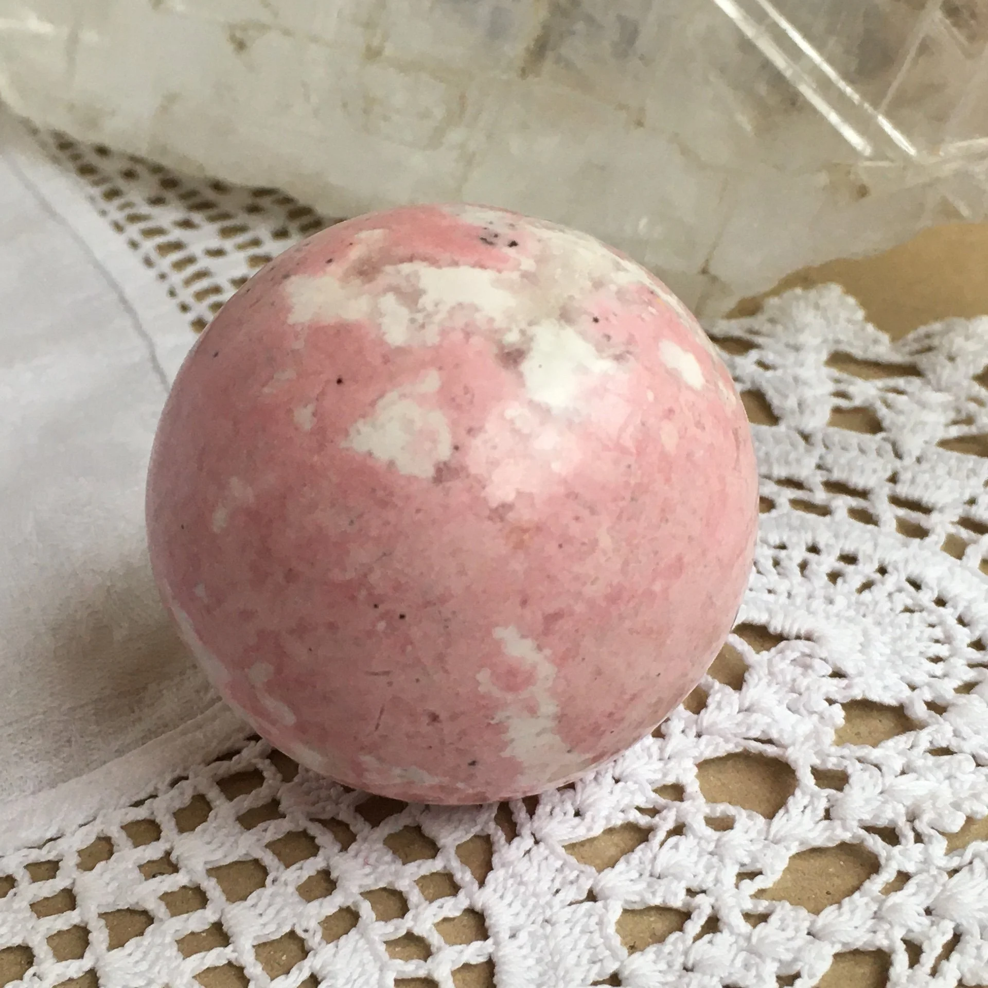 Rhodonite sphere peru 3c.jpeg