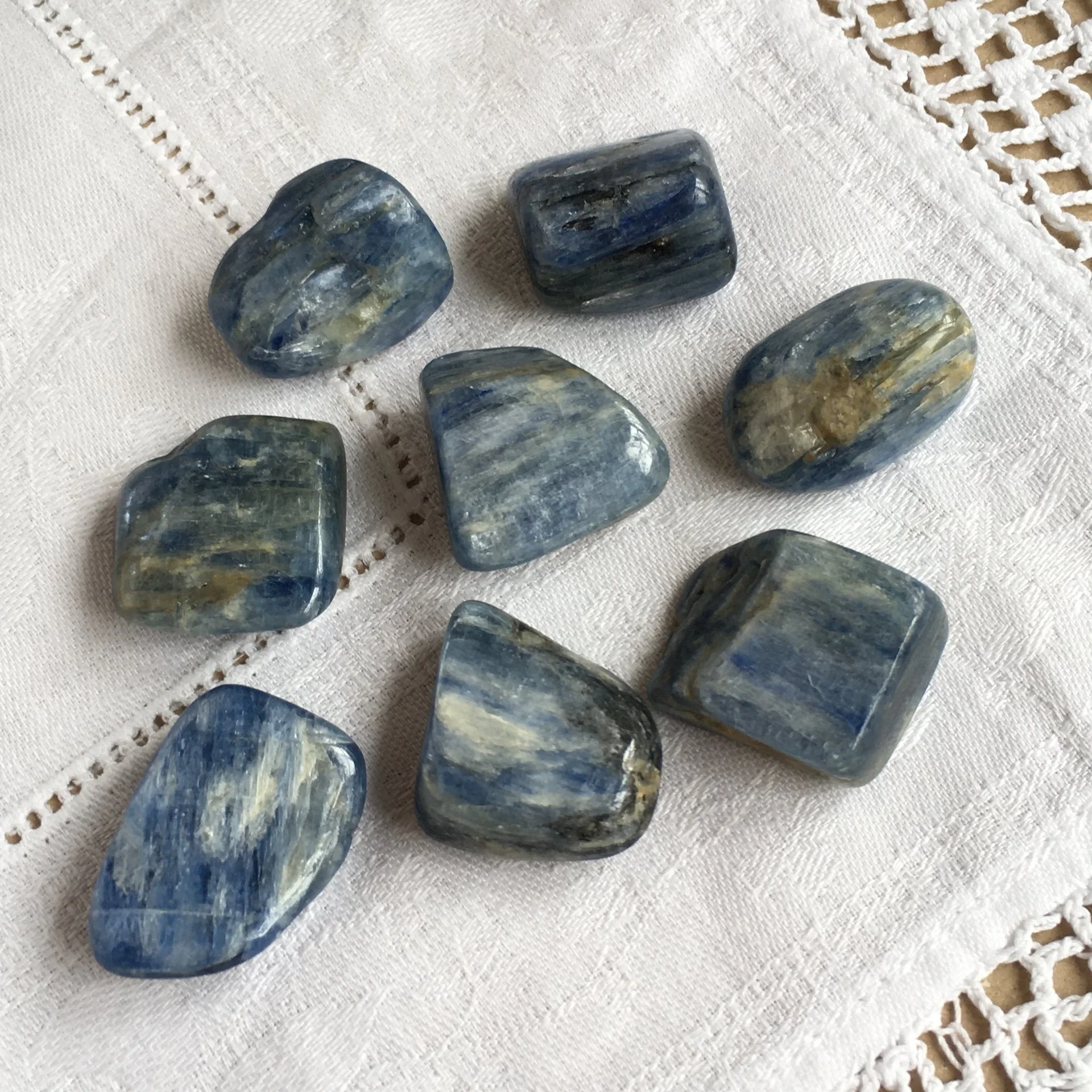 Kyanite £6c.jpeg