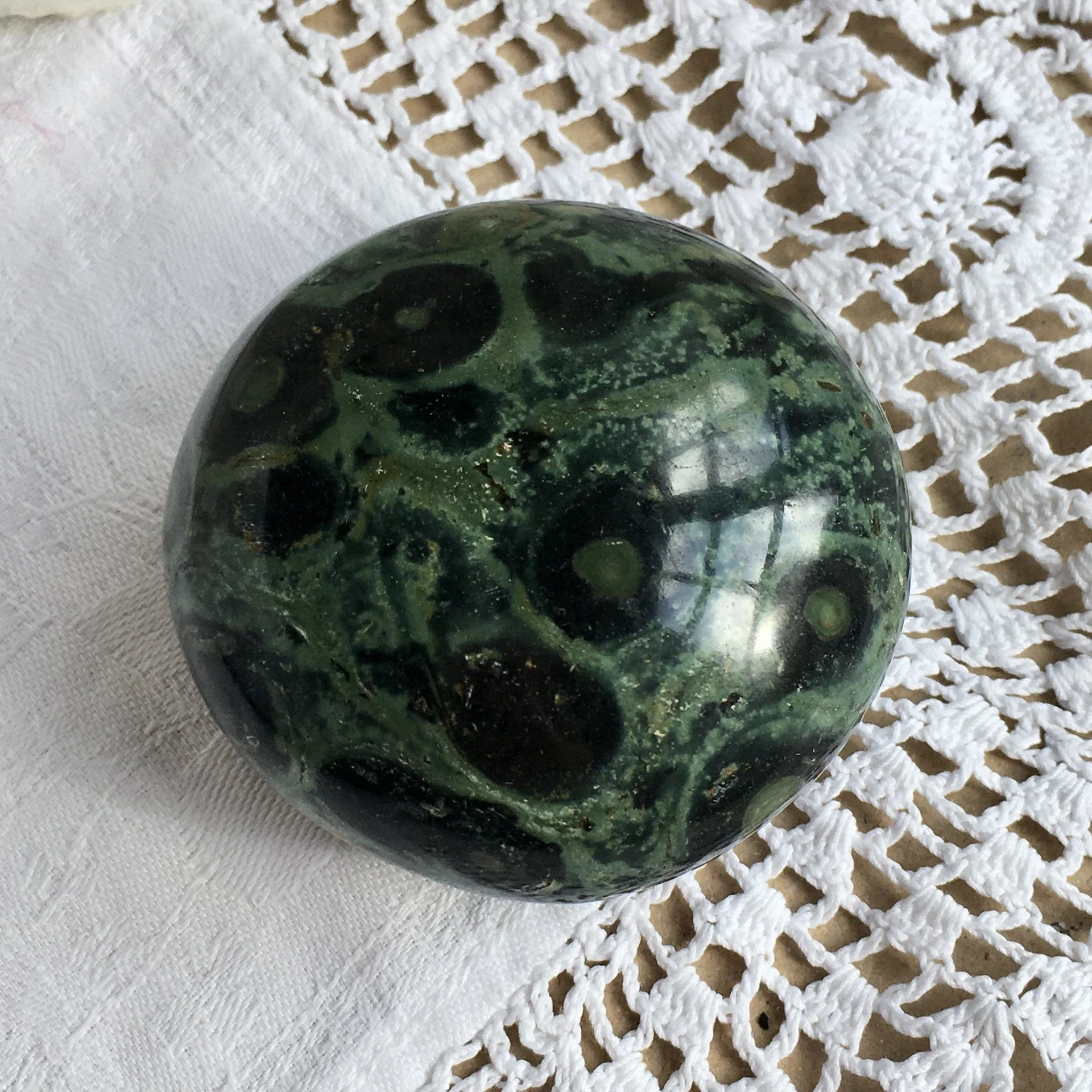 Kambaba pebble 2a.jpeg