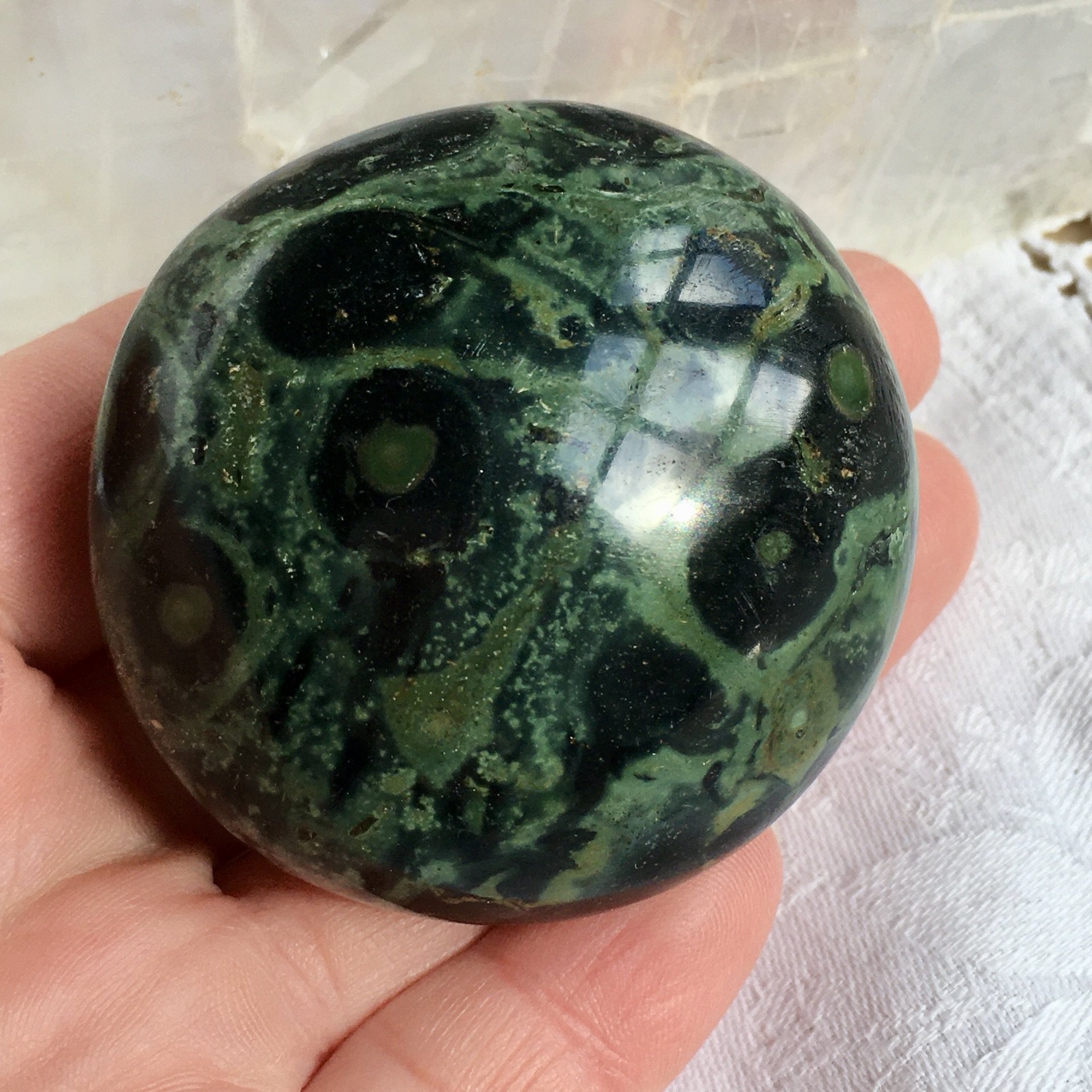 Kambaba pebble 2c.jpeg