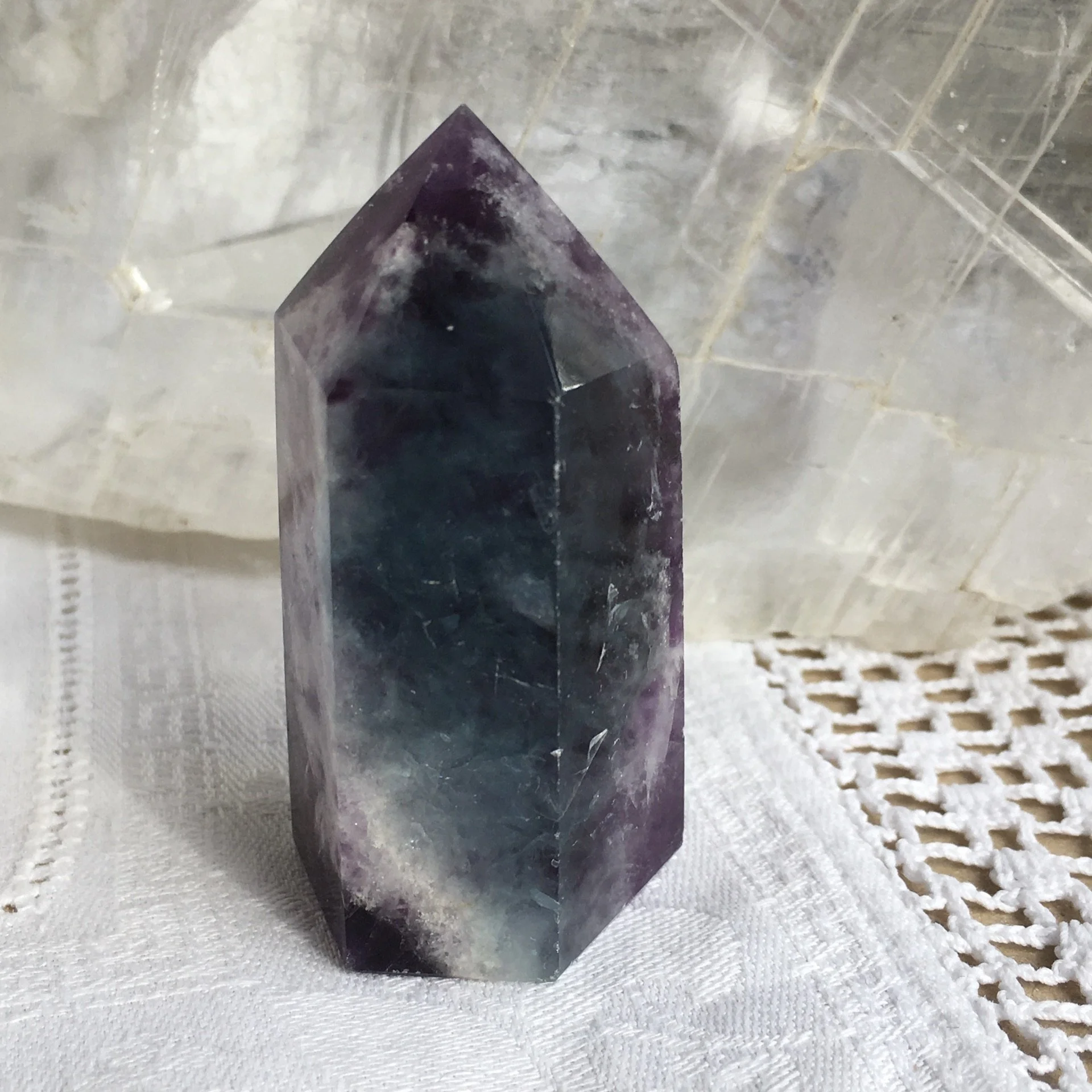 Feather Fluorite point 2d.jpeg