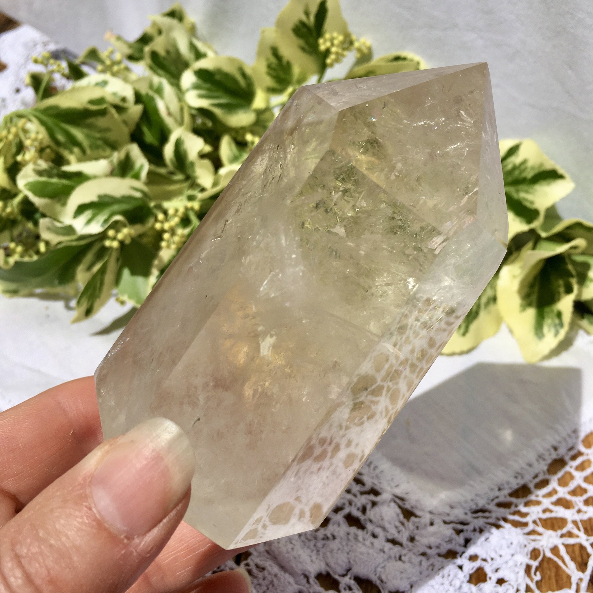 Citrine standing point 4f.jpeg