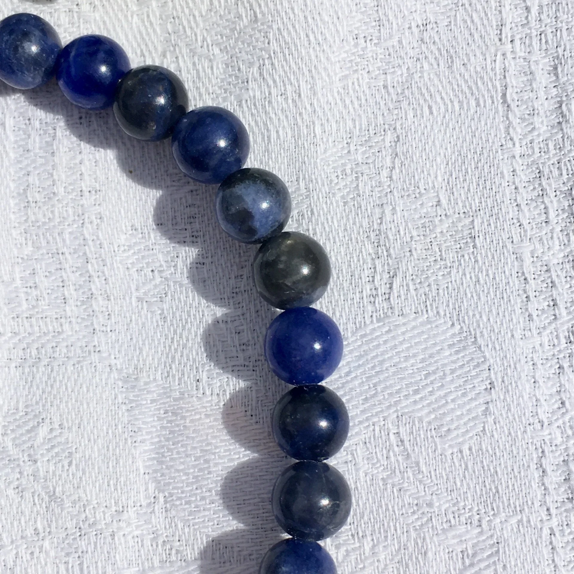 Sodalite bead 6mm c.jpeg