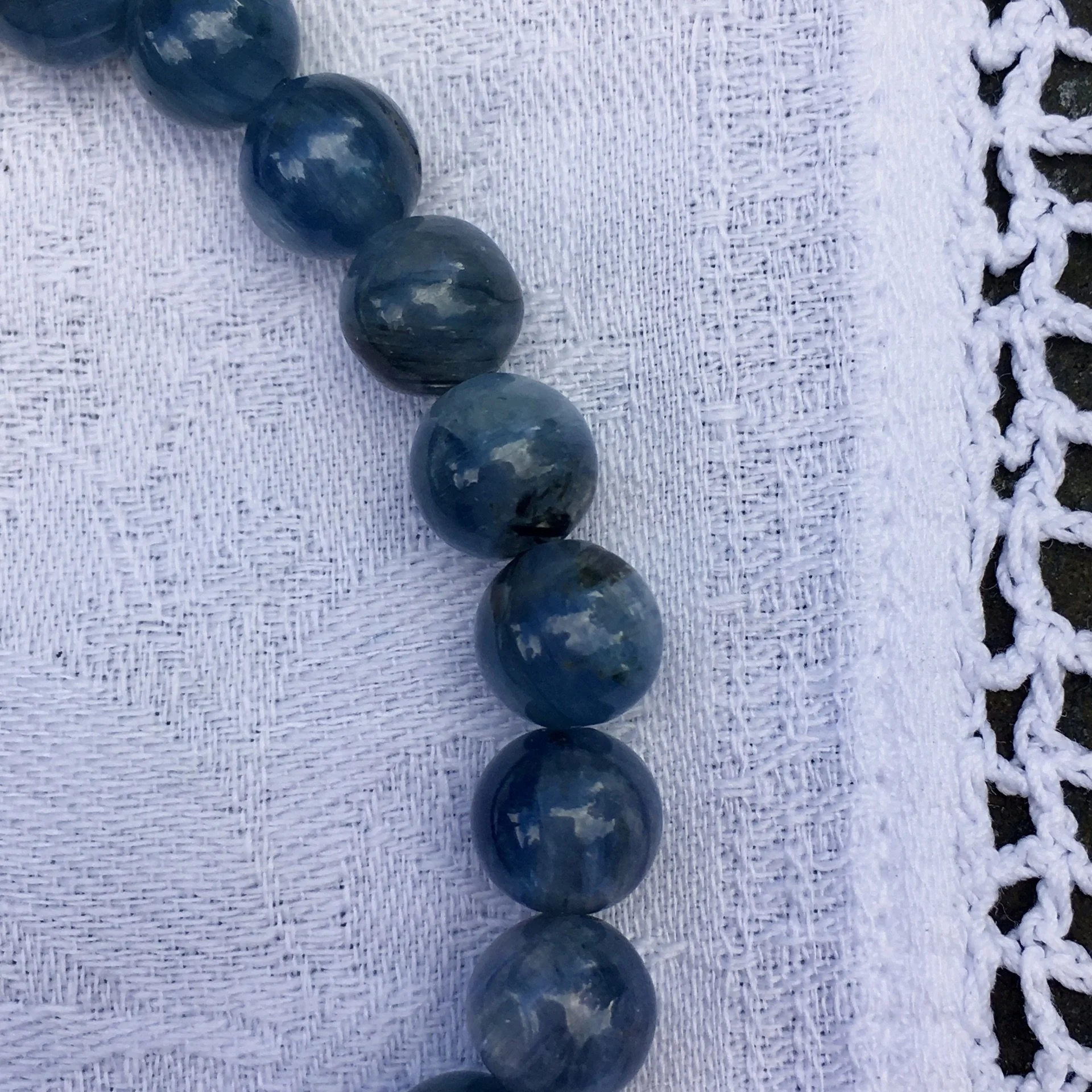 Kyanite bead 6mm c.jpeg