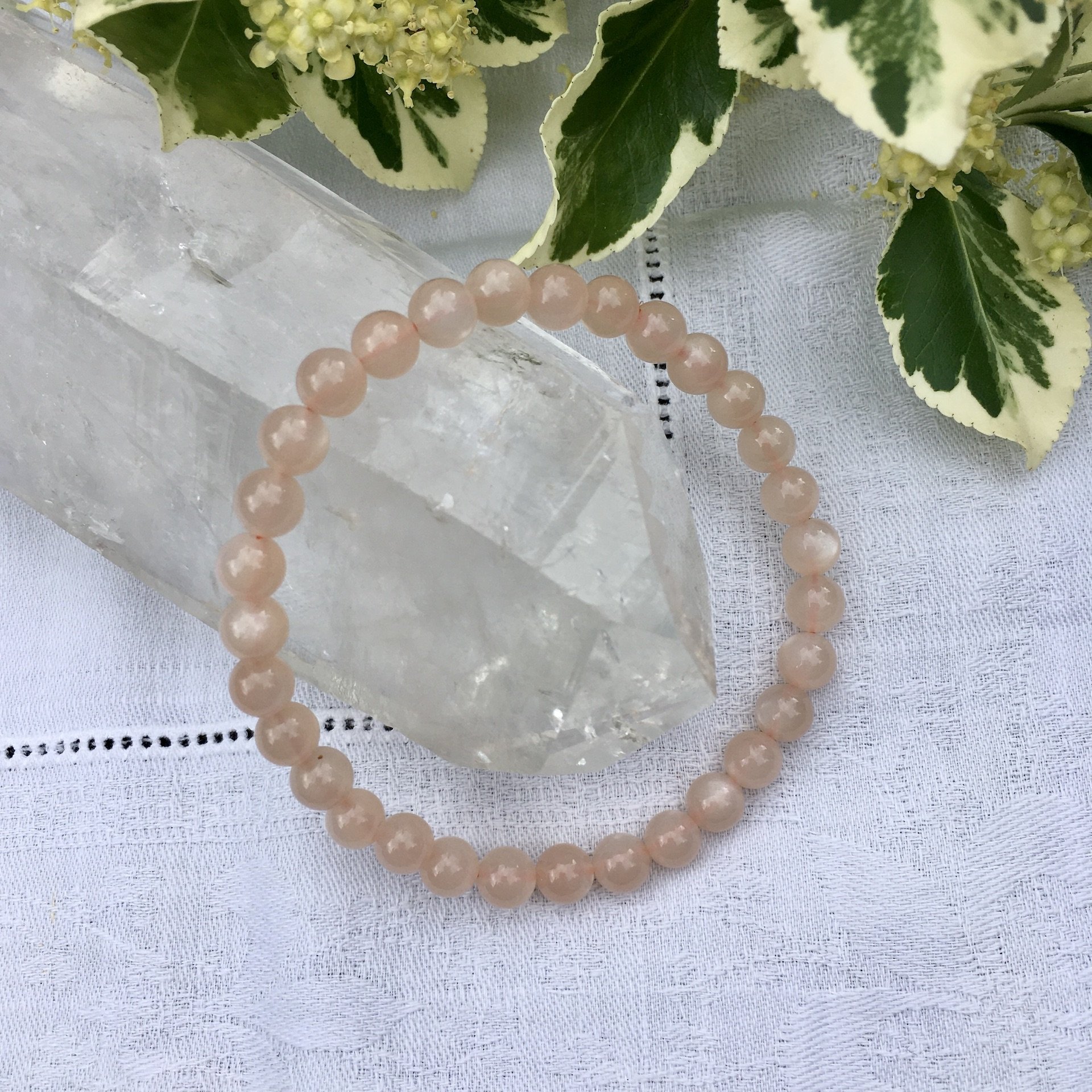 Peach moonstone bead 6mm a.jpeg