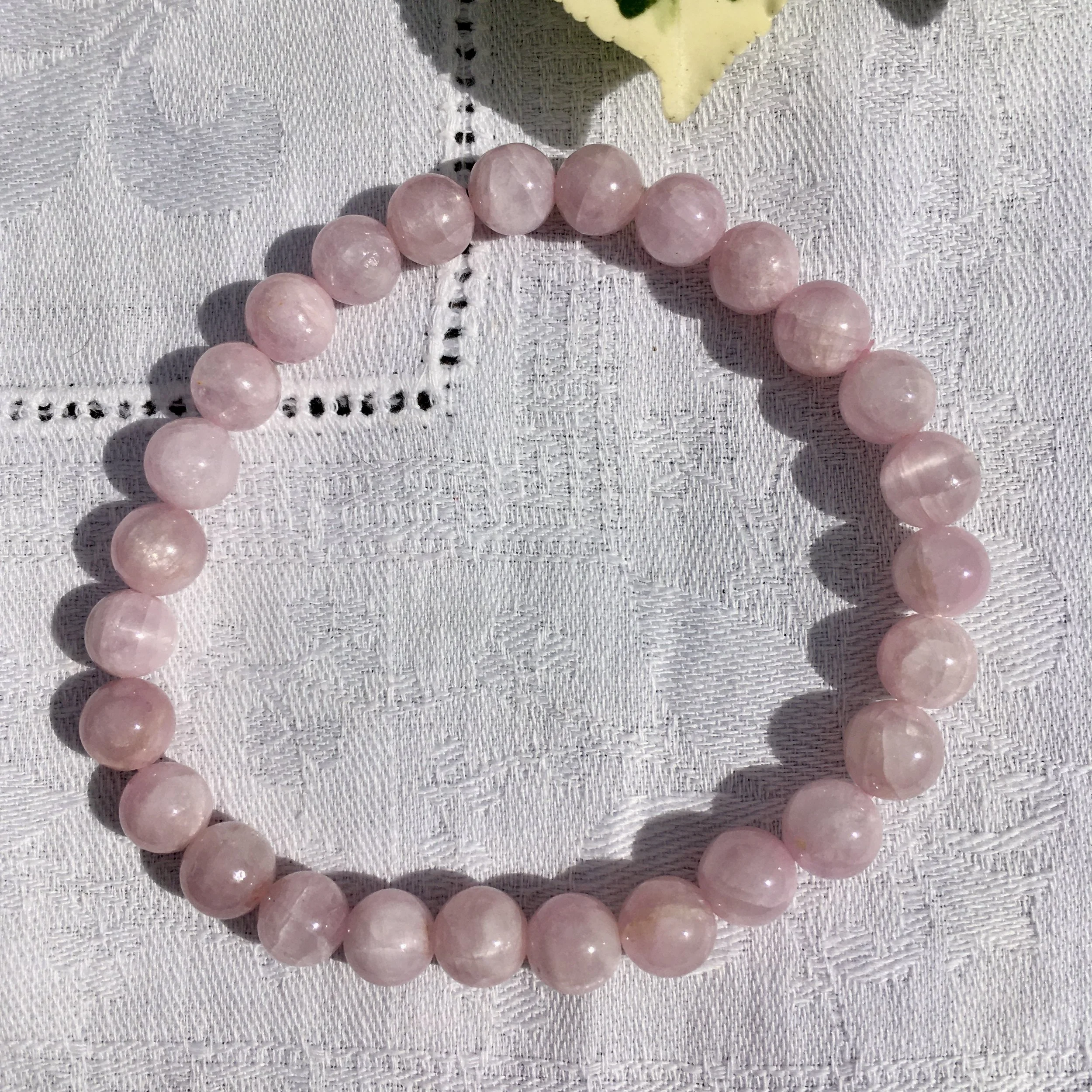 Kunzite bead 6mm b.jpeg